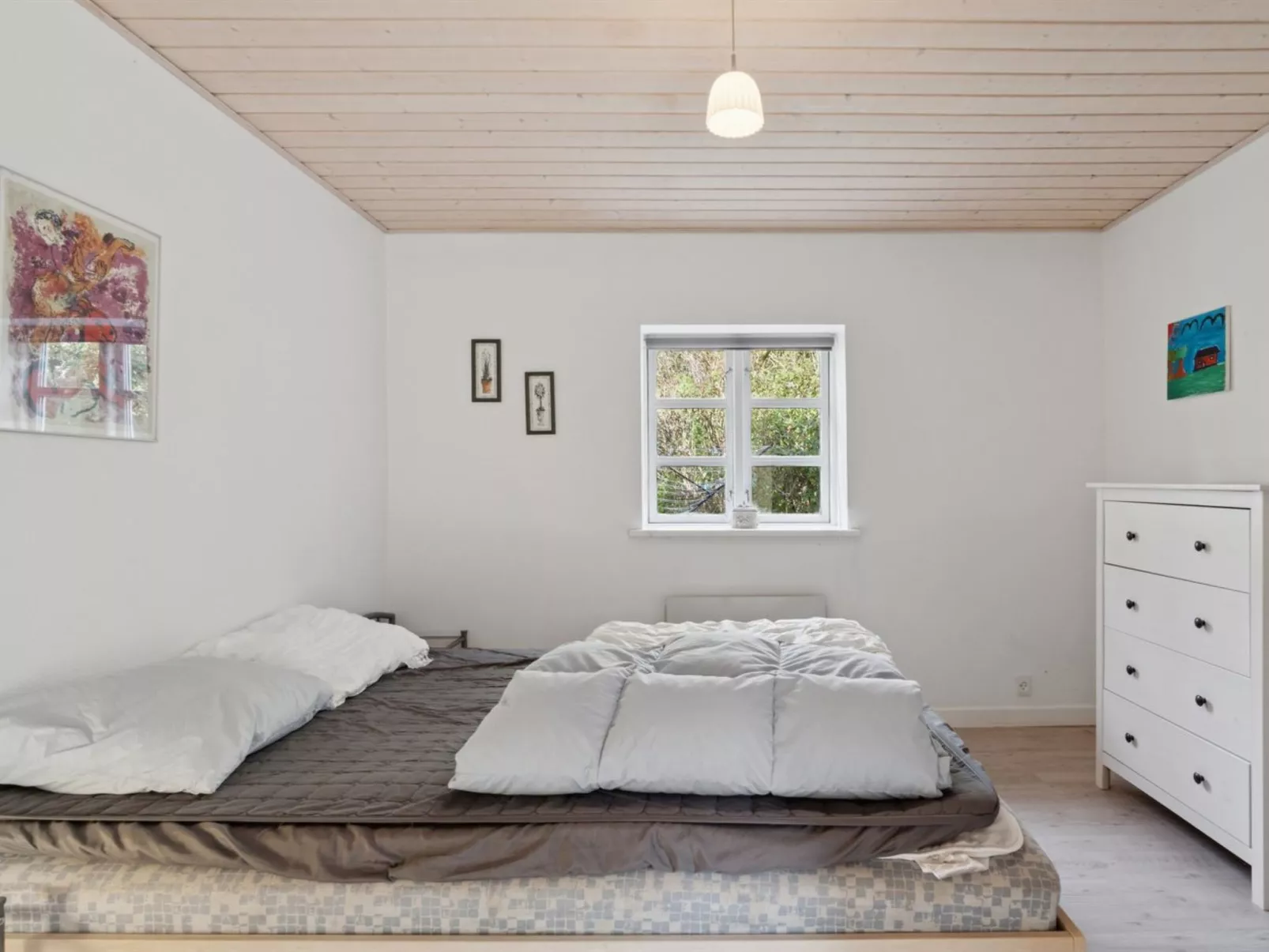 "Sigbritt" - 3.7km from the sea - Inside