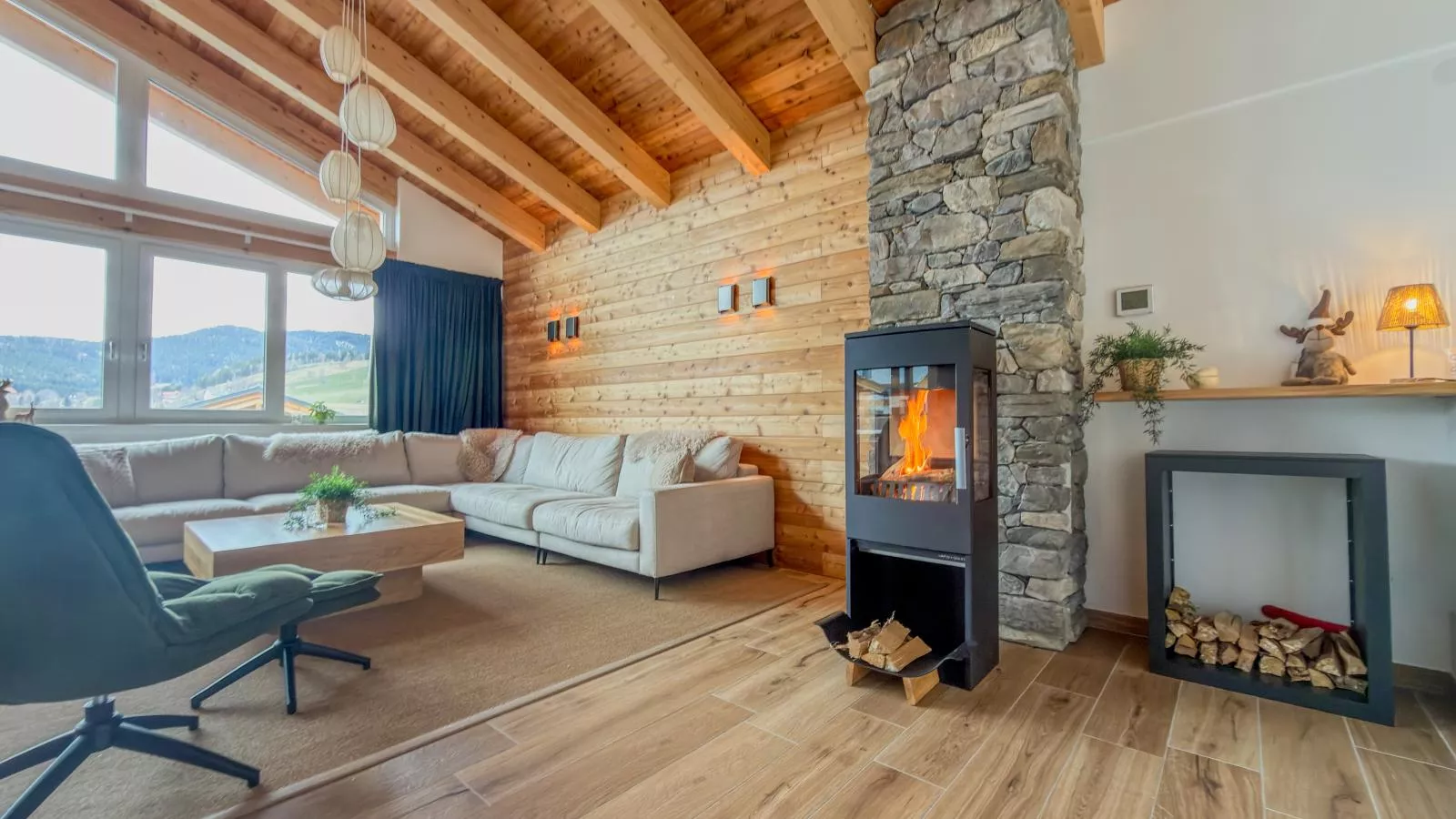 Birdie Lodge - Living room