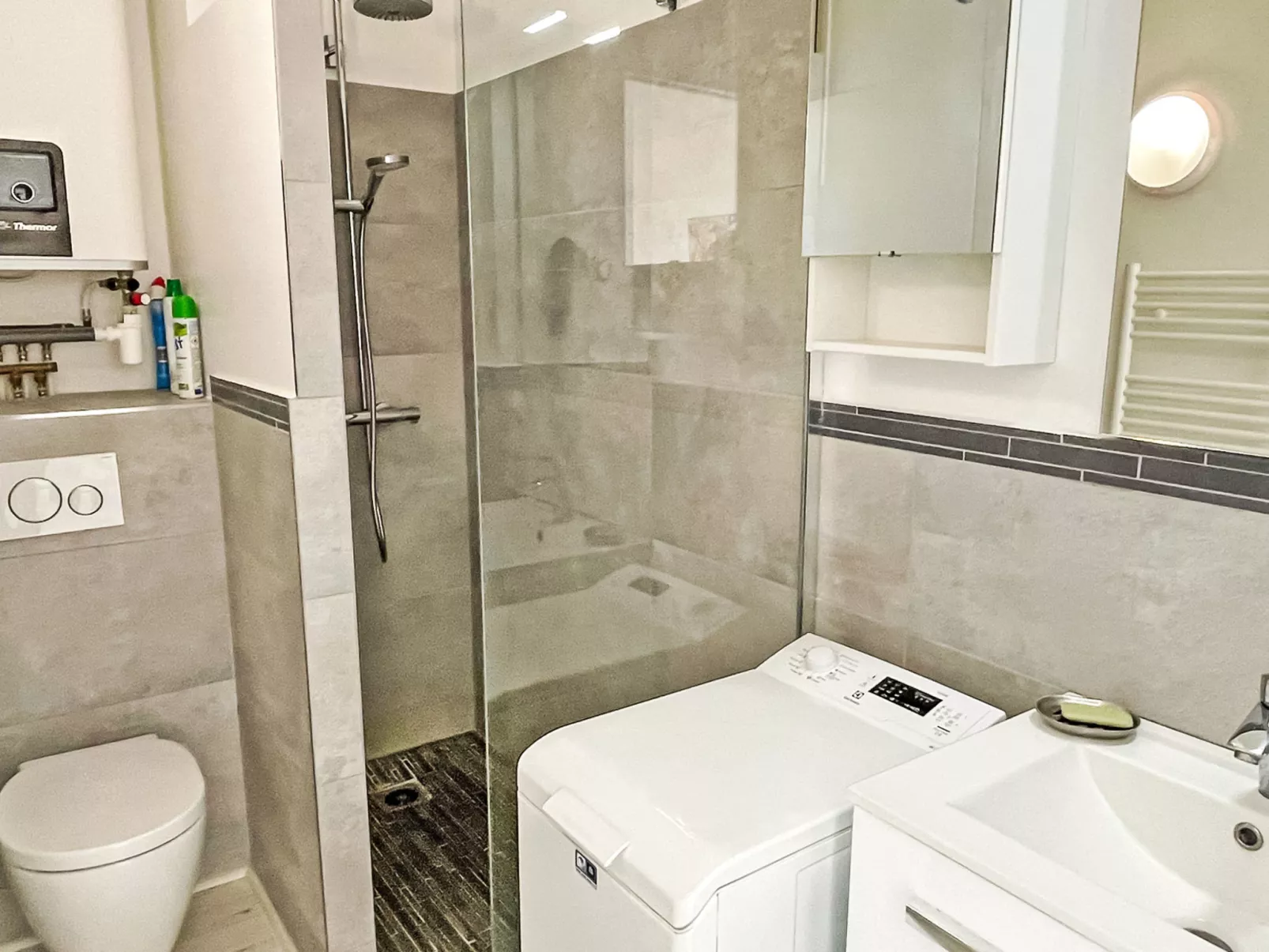 Appt T2 - Centre ville et plage - Vue Mer - Clim - Drinnen