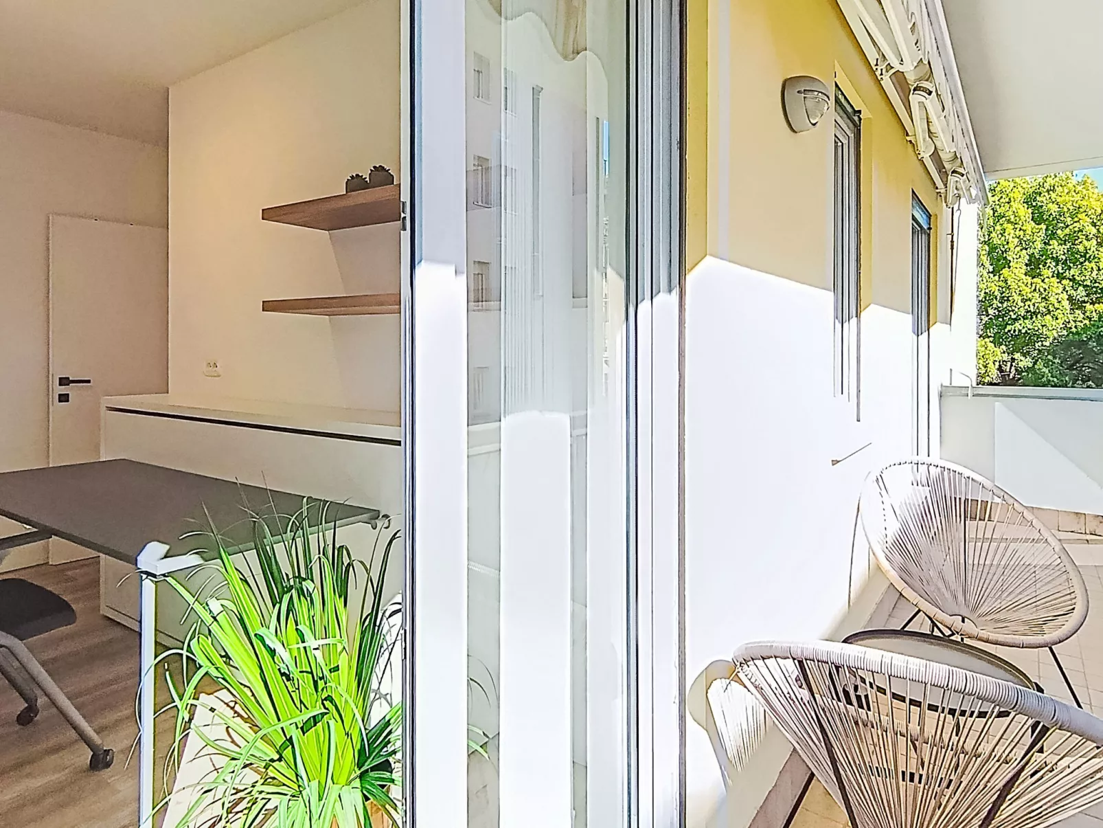 Family and Friends - Drinnen