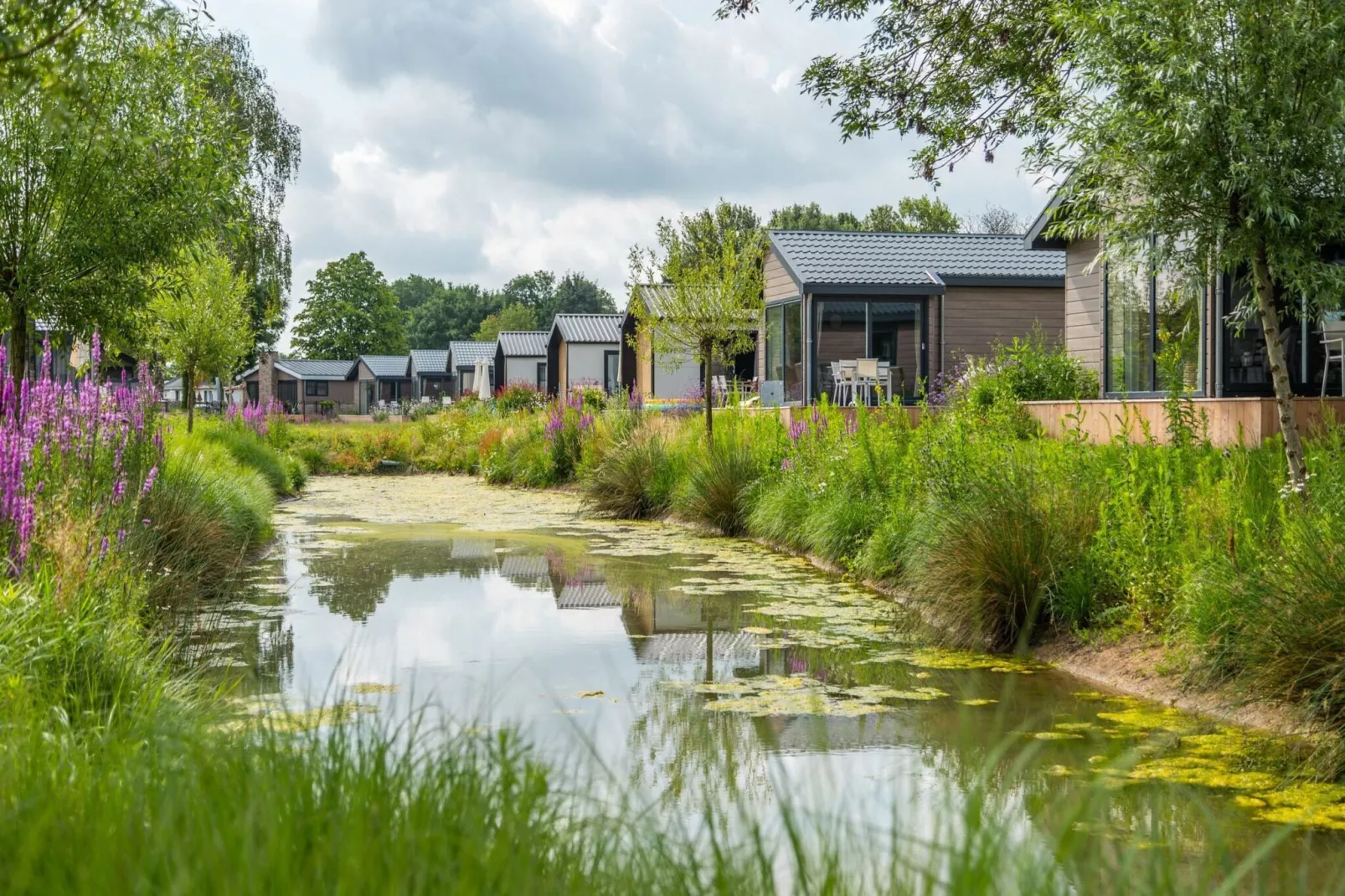 Resort aan de Maas 2-Gebiete Sommer 1 km