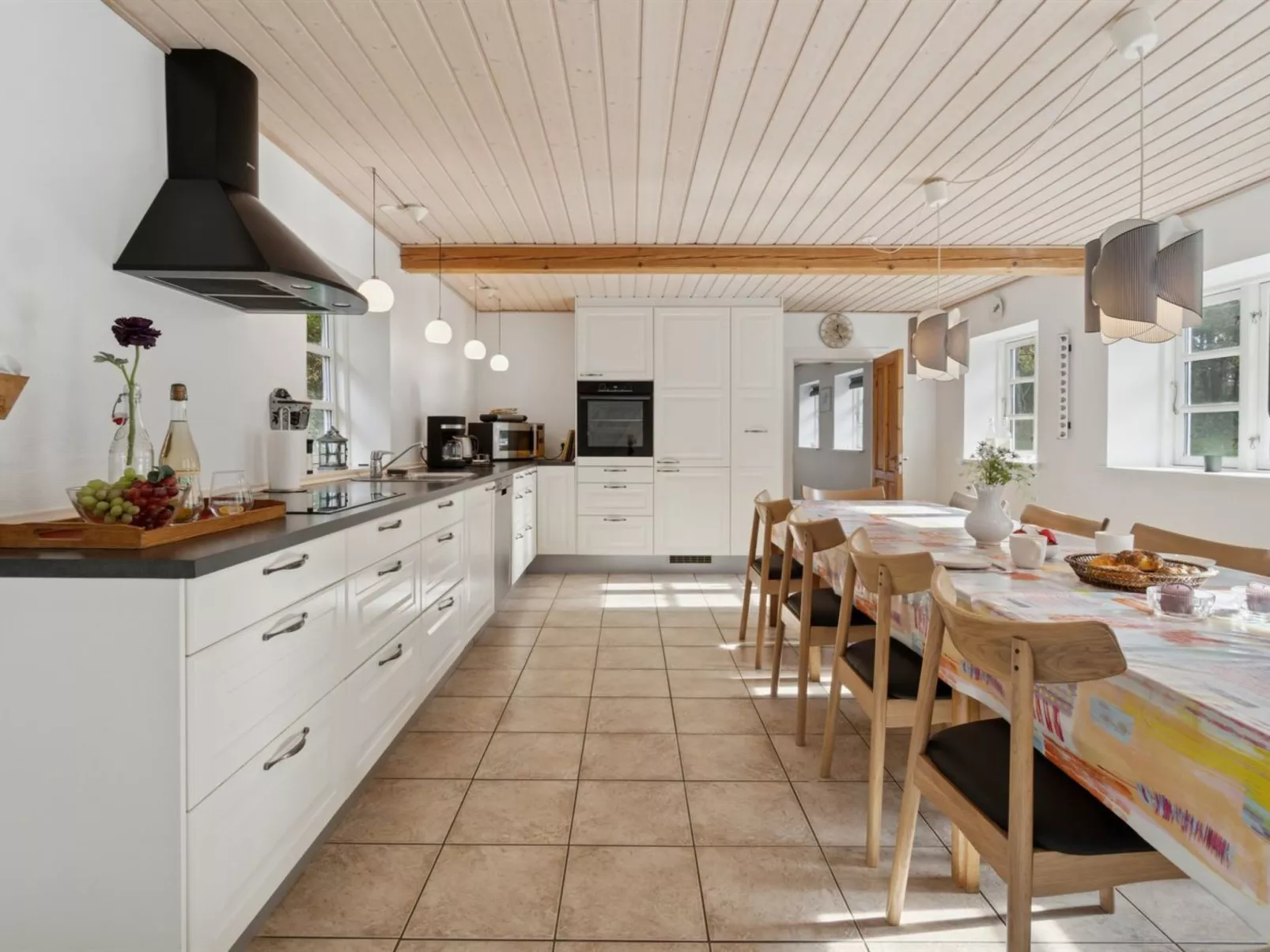 "Sigbritt" - 3.7km from the sea - Inside