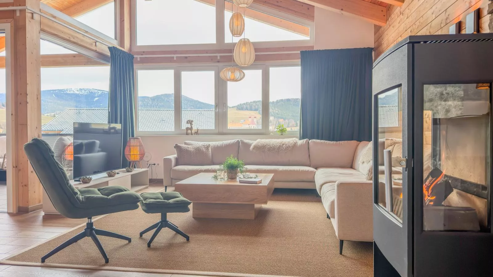 Birdie Lodge - Living room