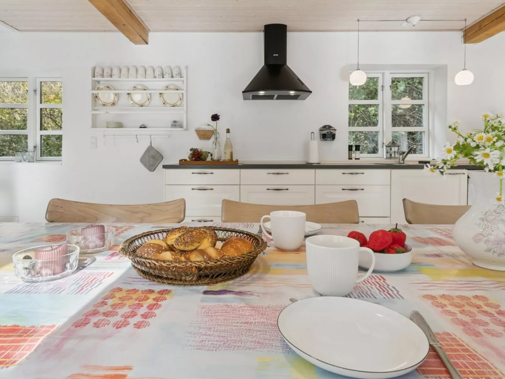 "Sigbritt" - 3.7km from the sea - Inside