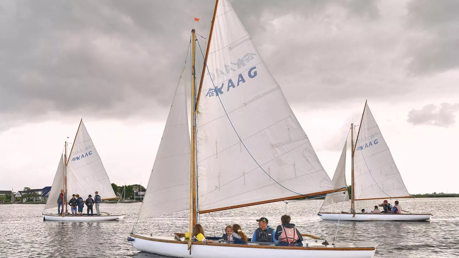 Lakes XL - Areas within 1km in summer