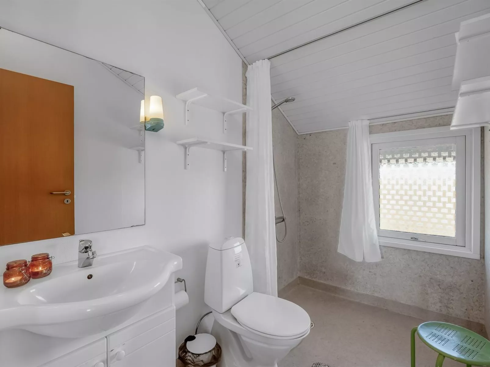 "Flory" - 400m from the sea - Dedans