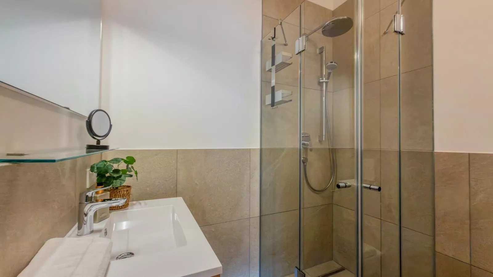Birdie Lodge - Bathroom