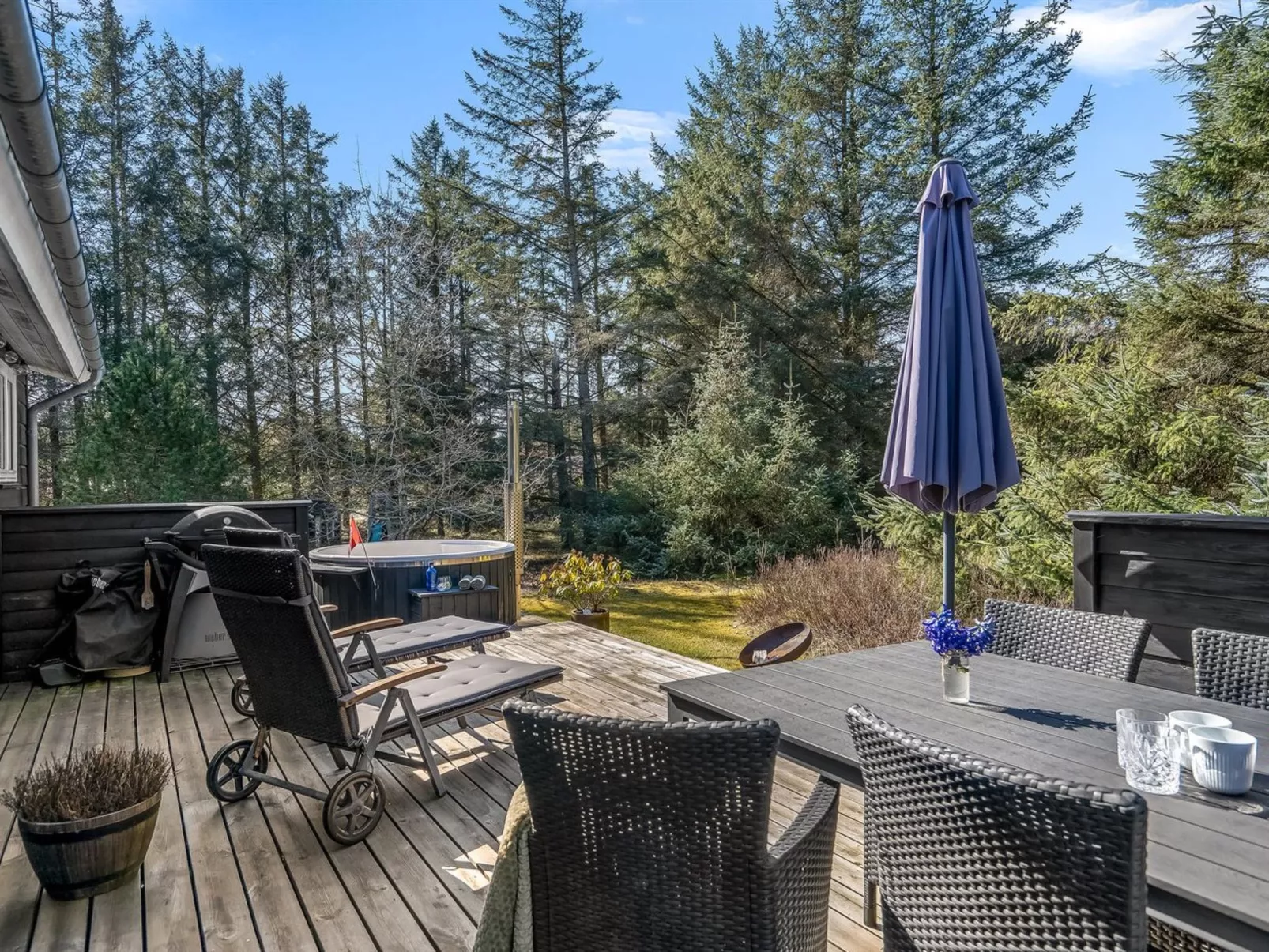 "Ayen" - 1.2km from the sea - Draußen