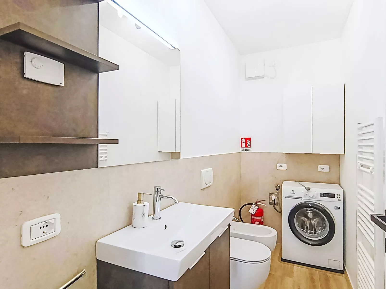 Family and Friends - Drinnen