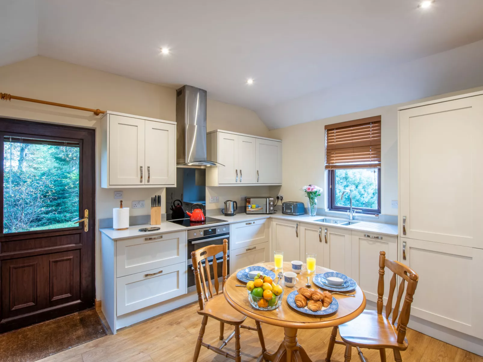 Fishermans Riverside Combi - Inside