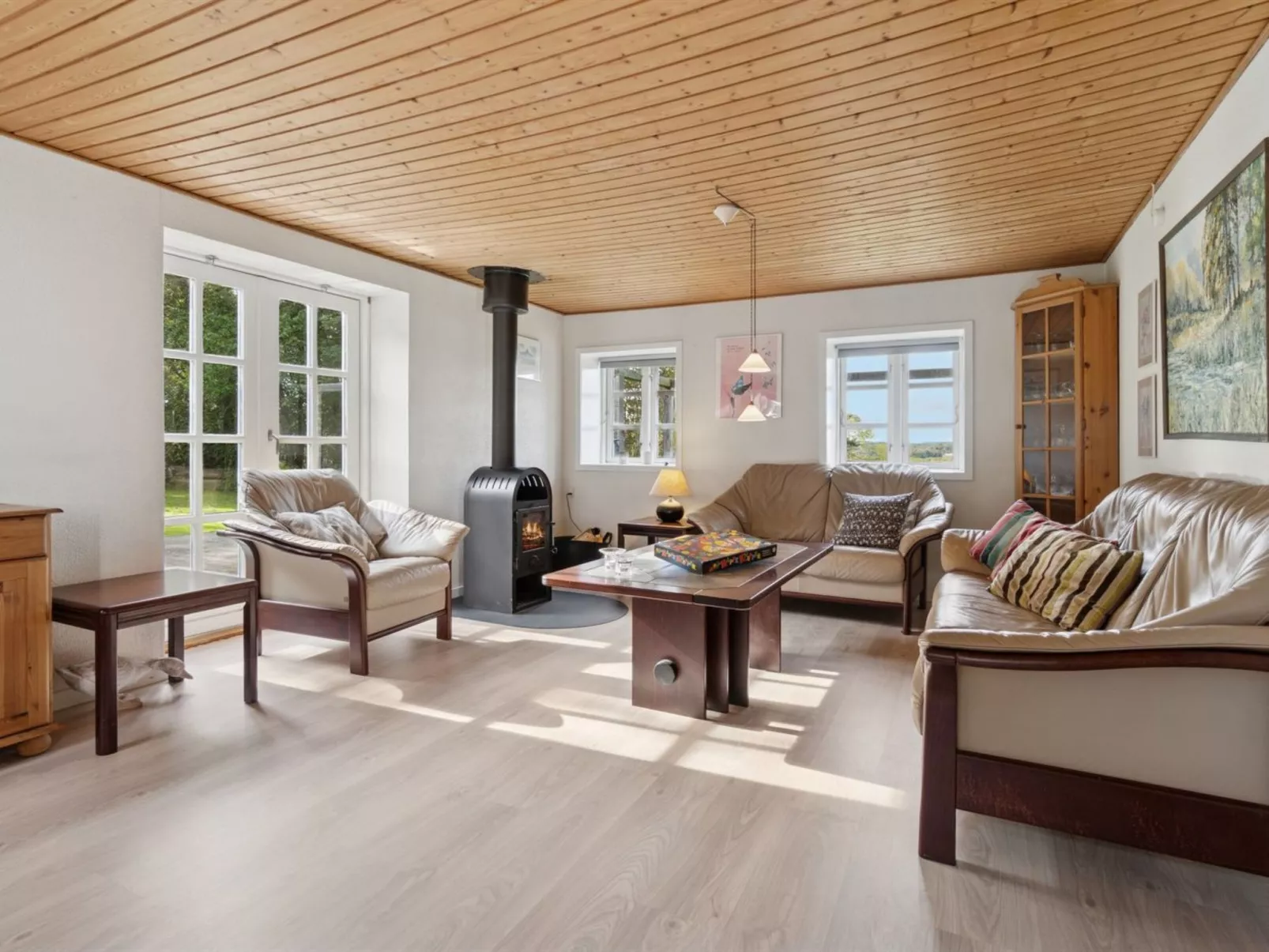 "Sigbritt" - 3.7km from the sea - Inside