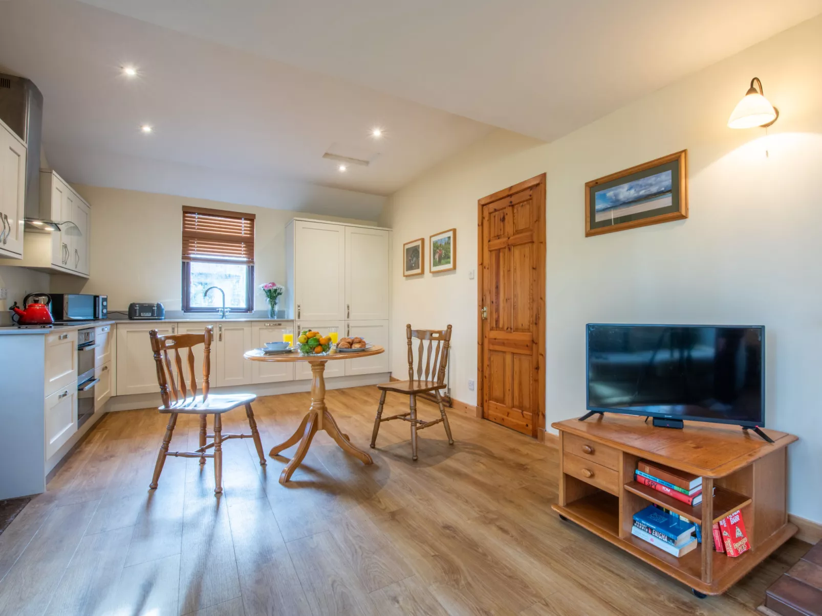 Fishermans Riverside Combi - Inside