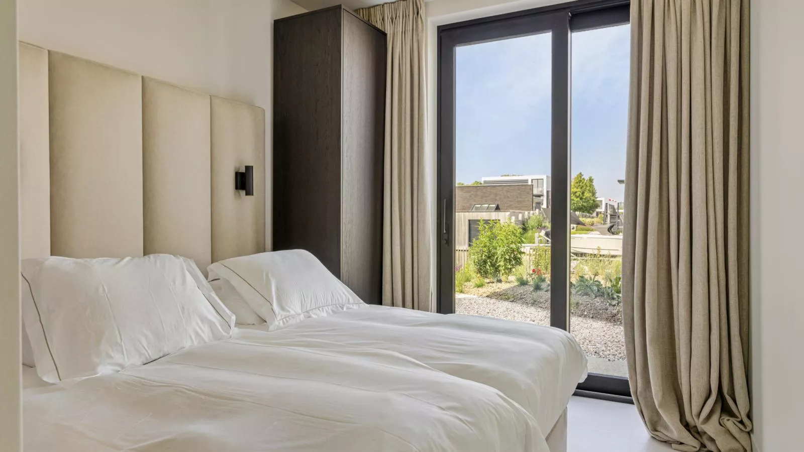 Zilte Watervilla - Bedroom