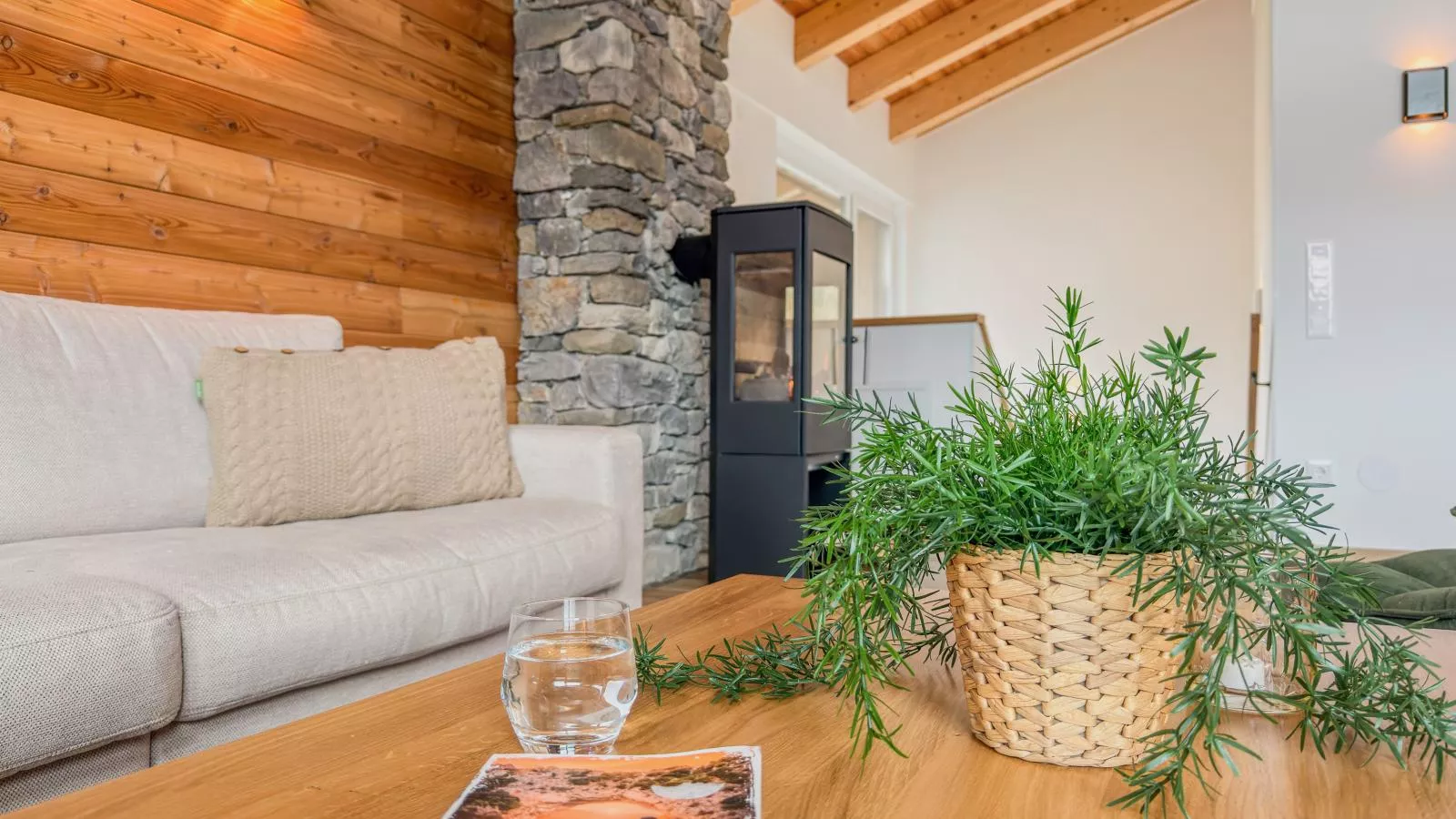 Birdie Lodge - Living room