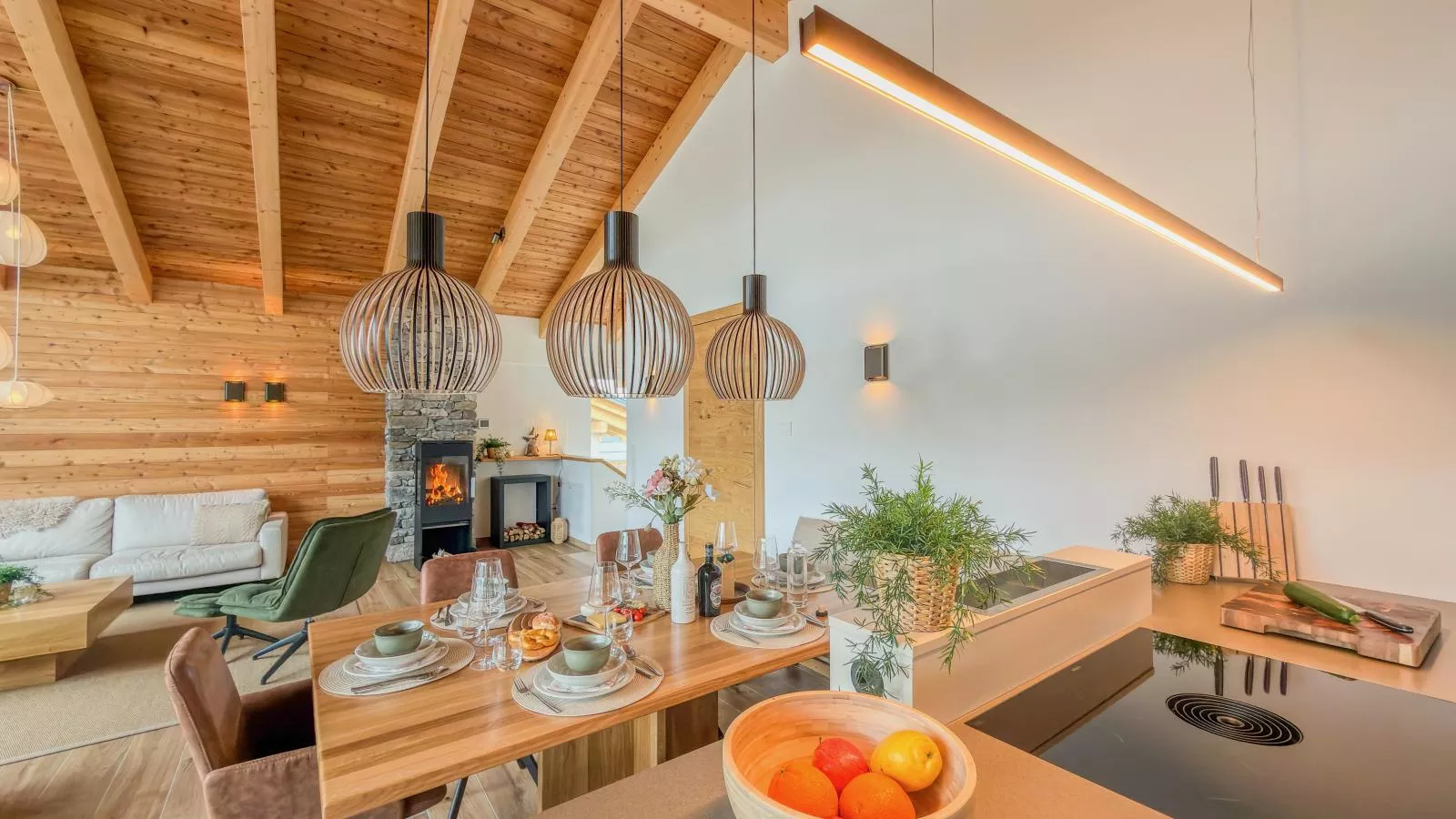 Birdie Lodge - Dining room