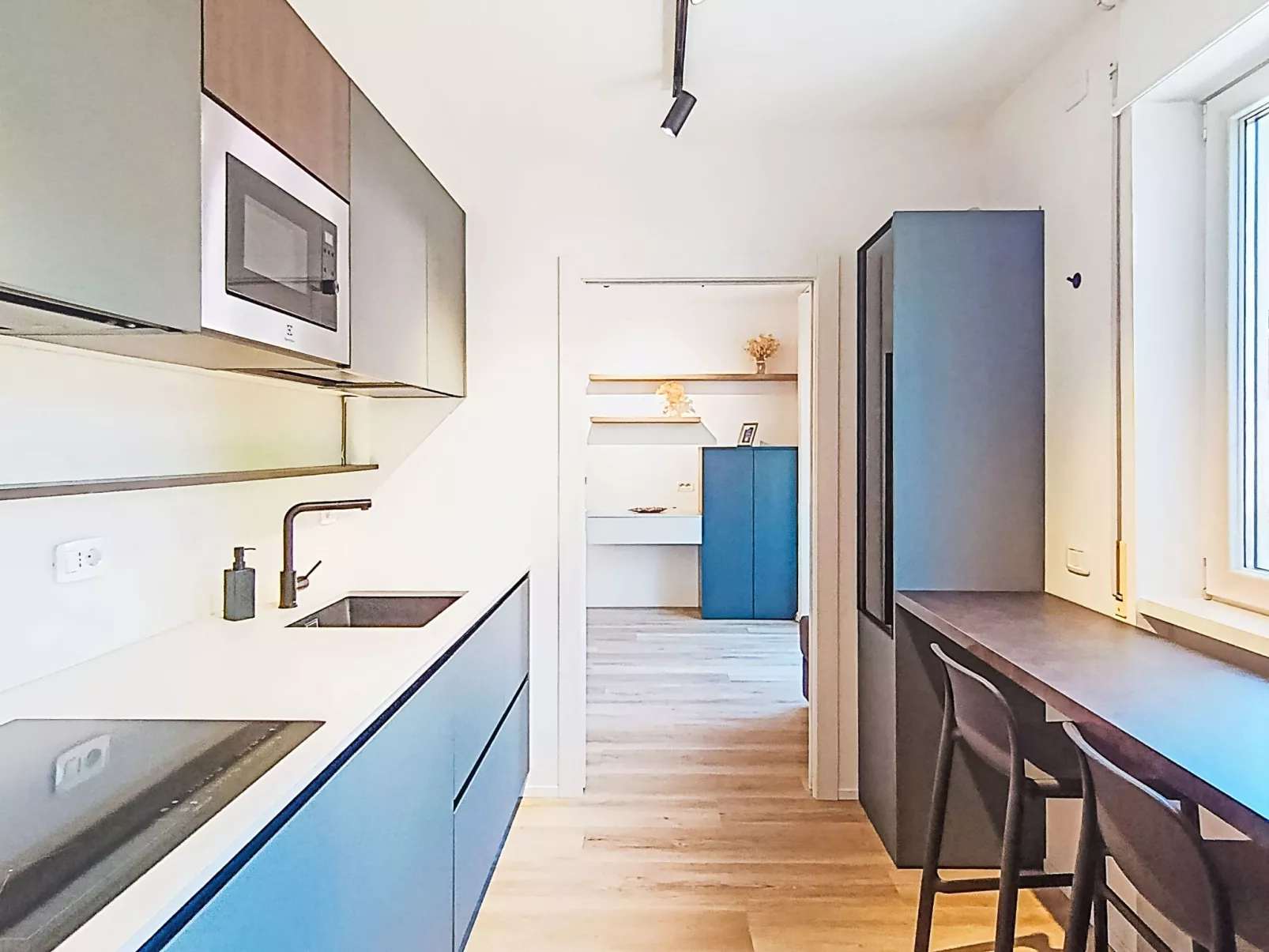 Family and Friends - Drinnen