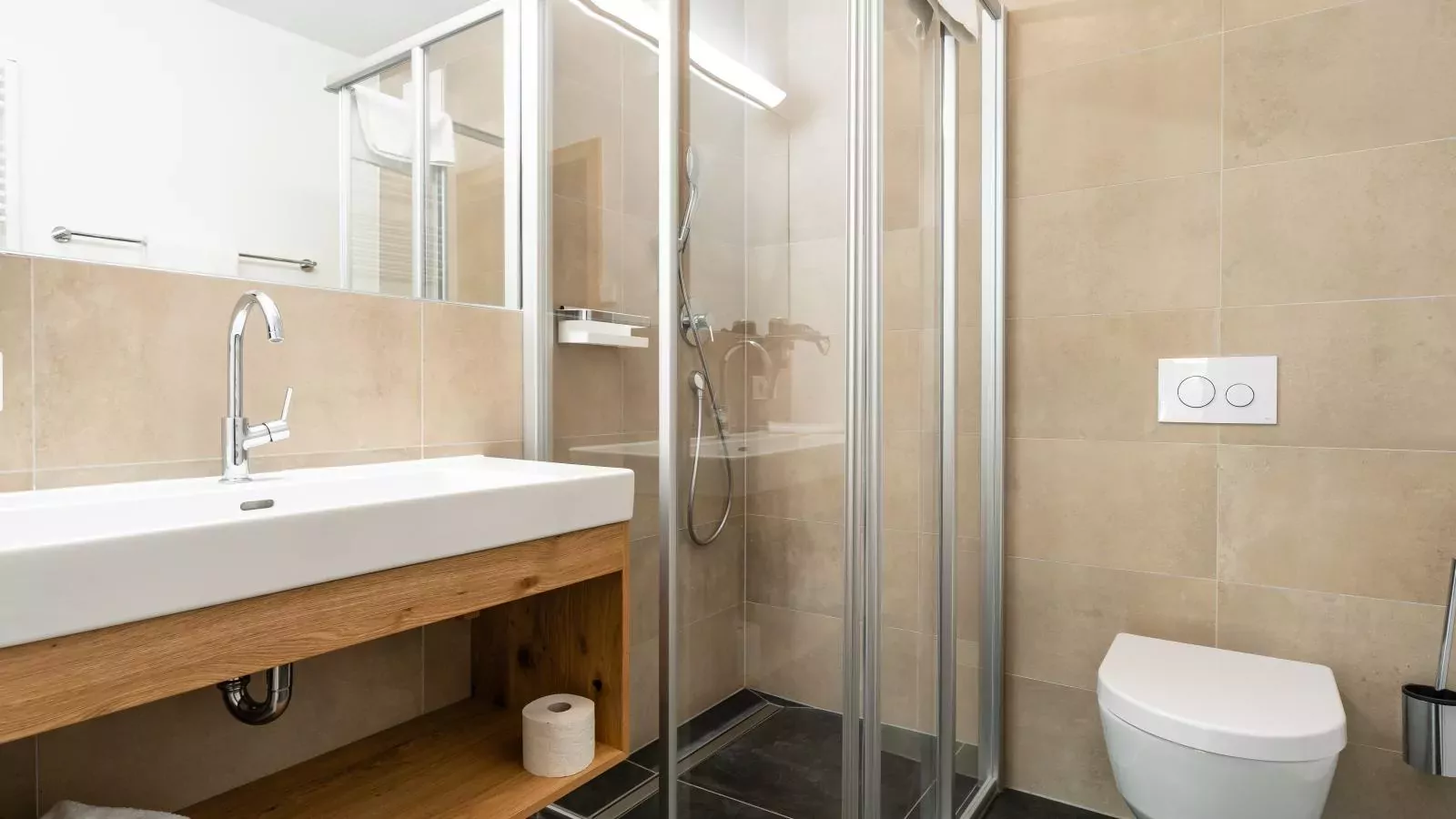Luxury Tauern Suite Walchen Kaprun 5-Bathroom