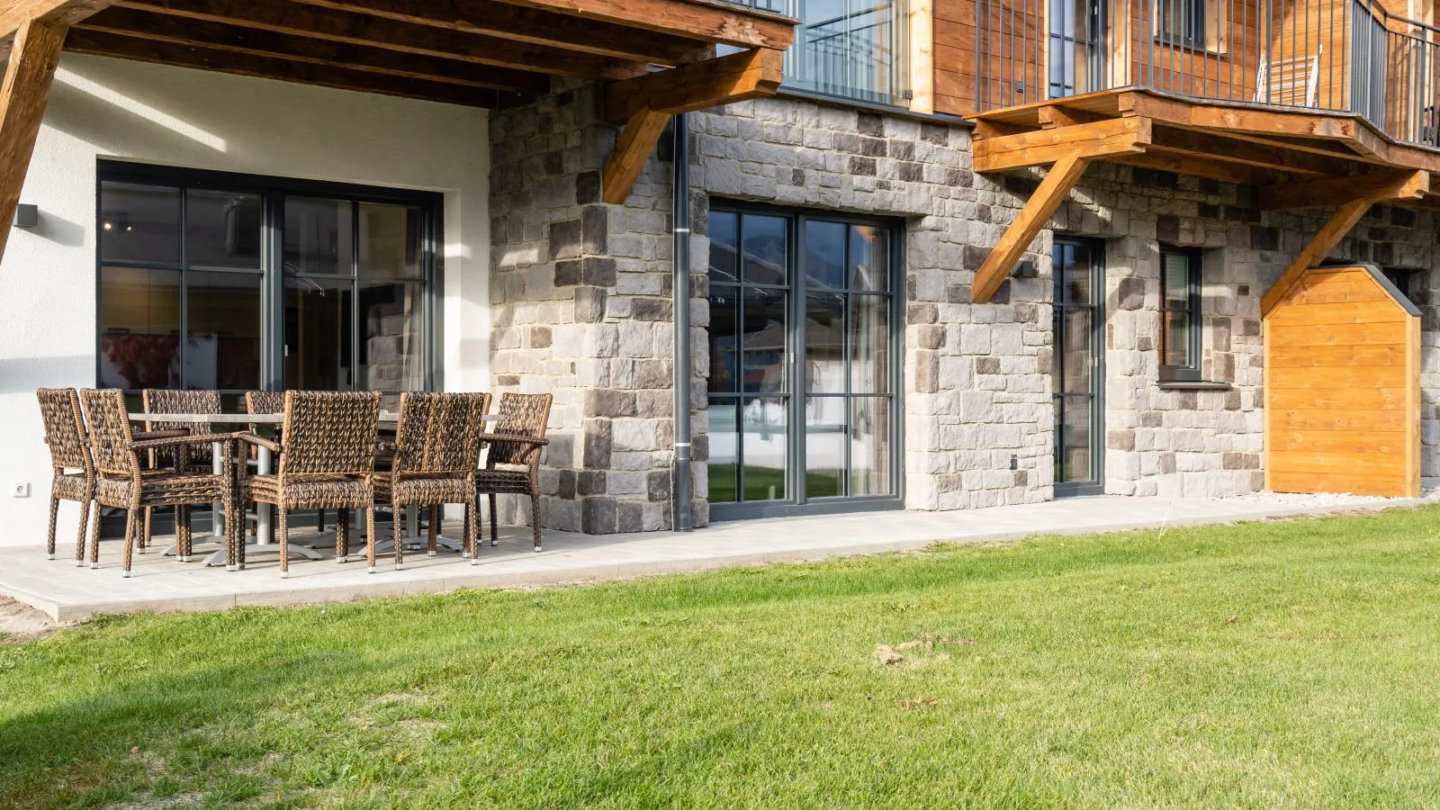 Luxury Tauern Suite Walchen Kaprun 5-Terrace balcony