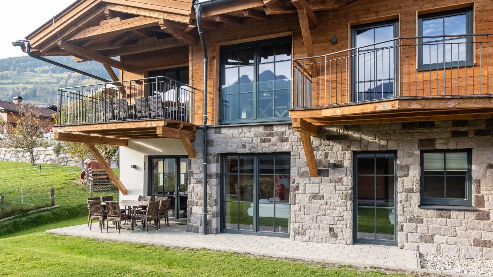 Luxury Tauern Suite Walchen Kaprun 5-Exterior summer