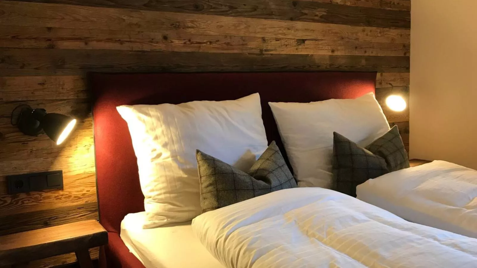 Schneeflocke Leogang-Schlafzimmer