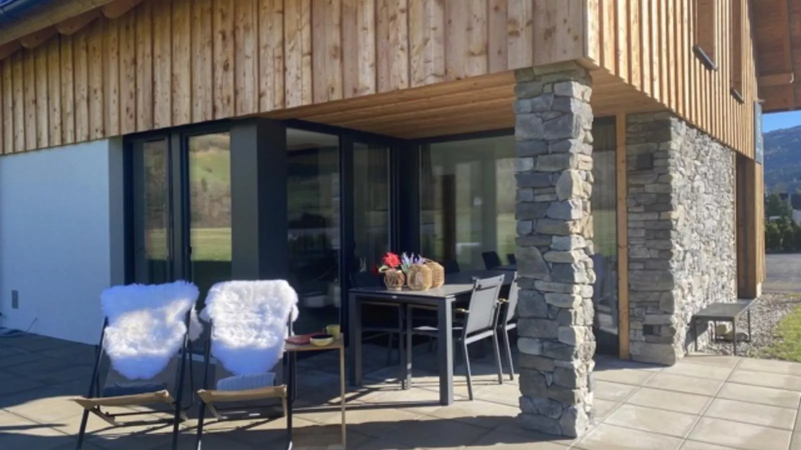 Mountain Chalet Esttes-Terrace balcony