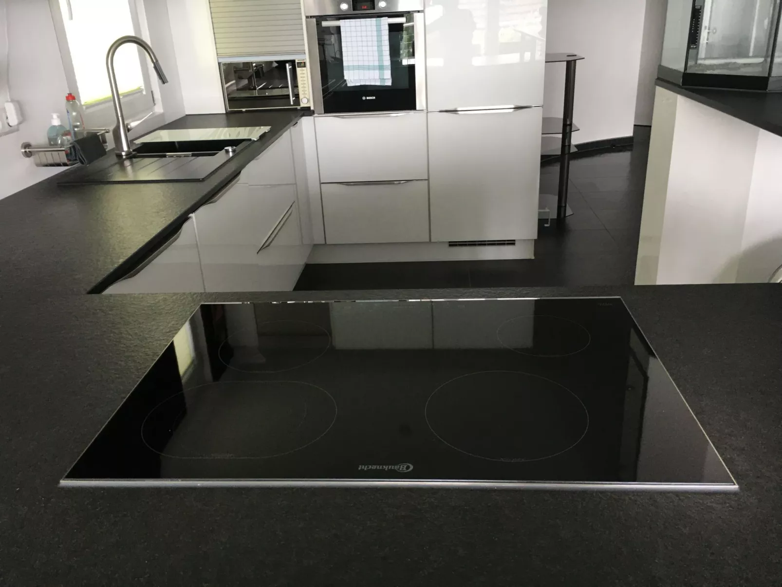 In bester Wohnlage mit traumhafter Sicht auf die Insel Mainau - Drinnen