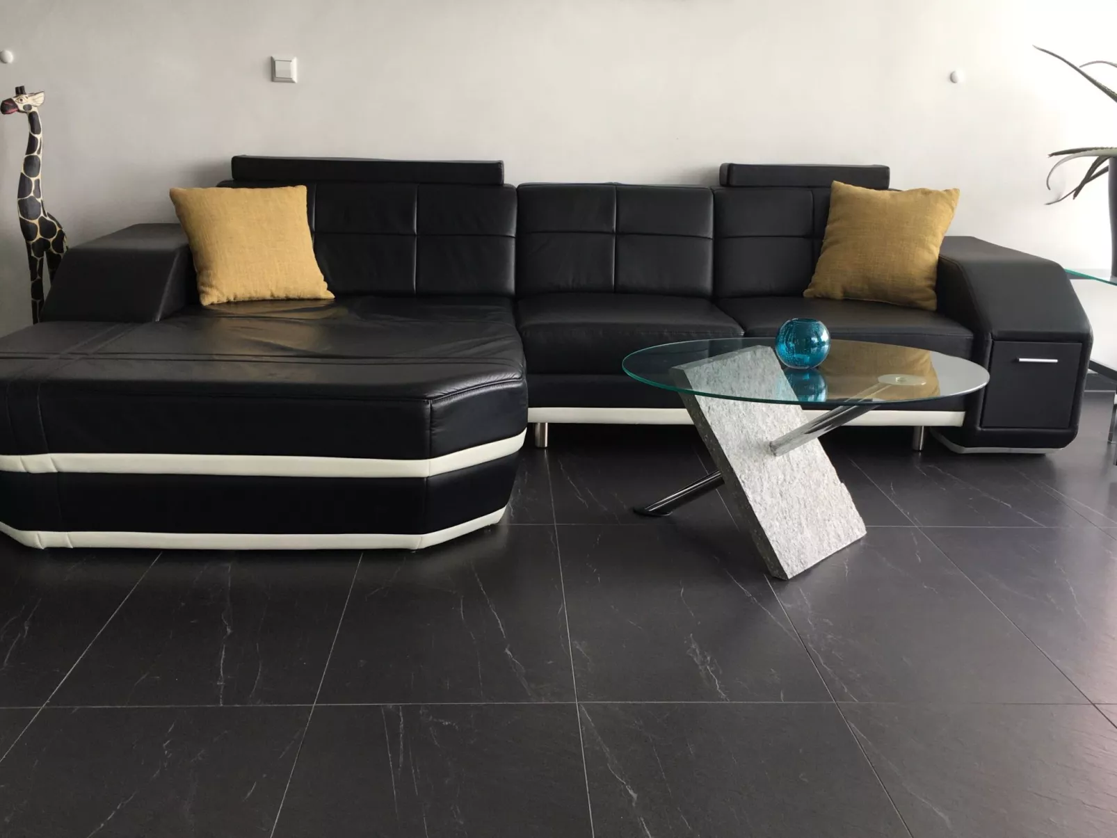 In bester Wohnlage mit traumhafter Sicht auf die Insel Mainau - Drinnen