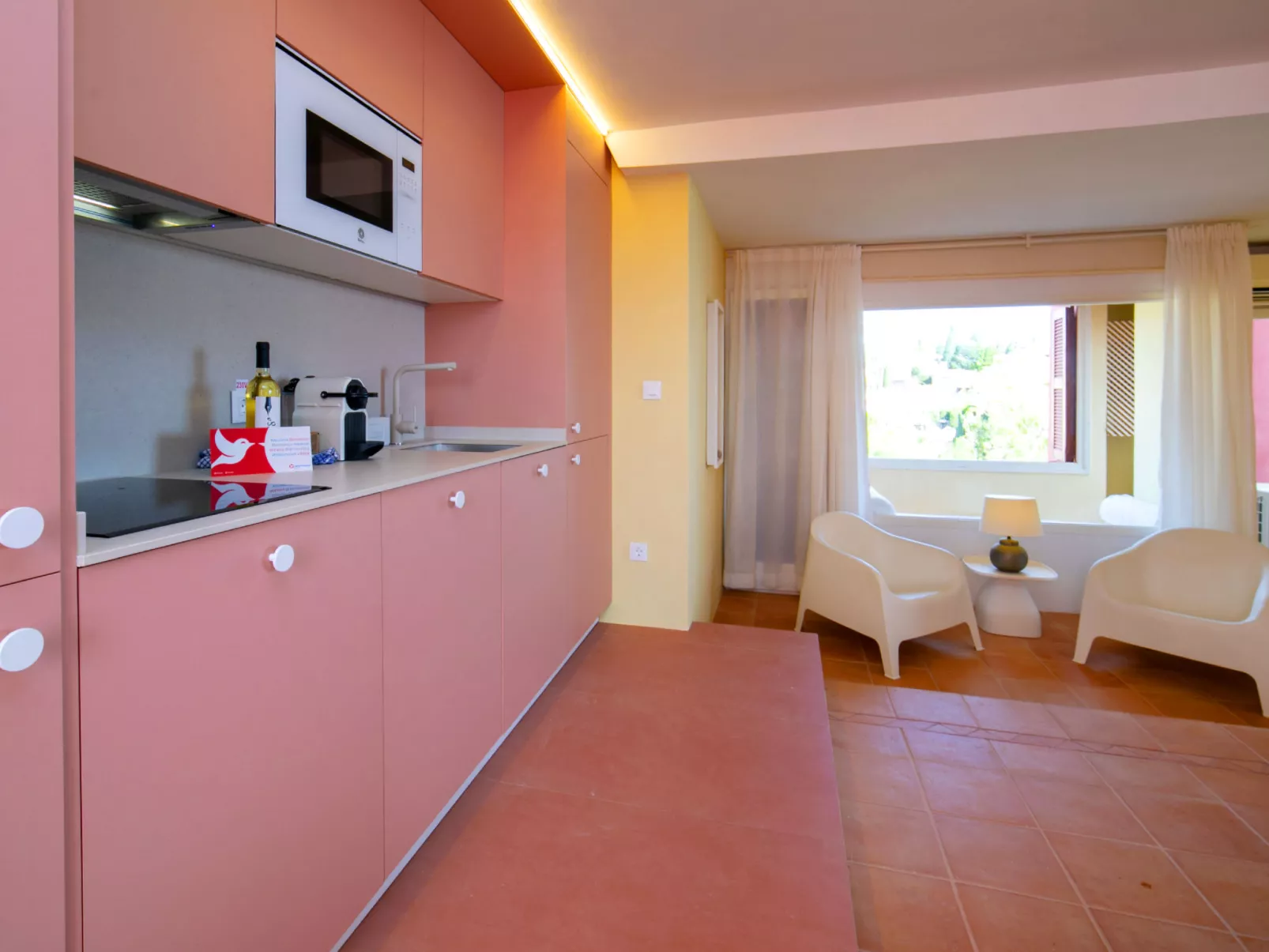 Muralla Roja - Inside