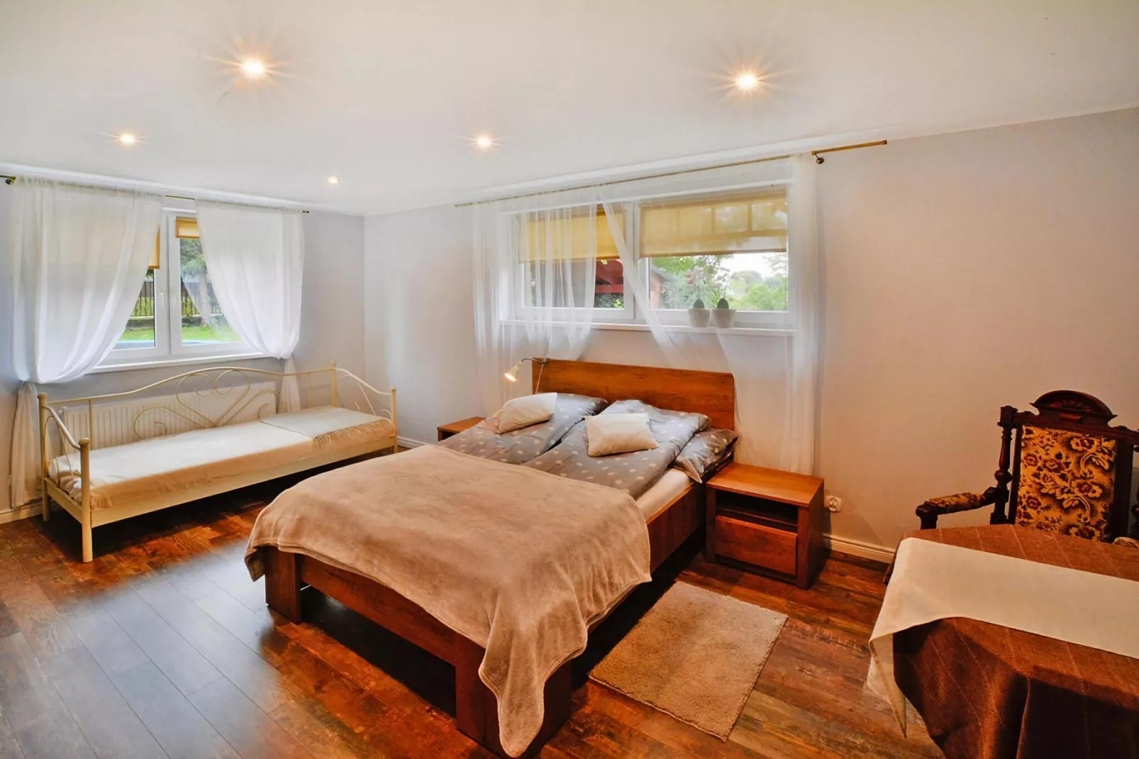 Mieszkanie wakacyjne dla 6 osób sauna w cenie Kołobrzeg-Bedroom