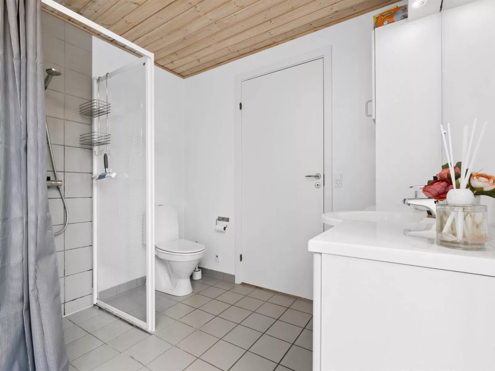 "Aarre" - 1km from the sea - Drinnen