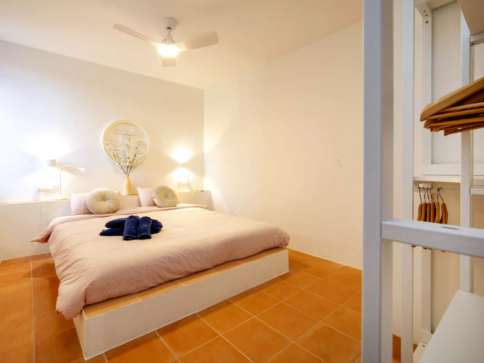 Muralla Roja - Inside