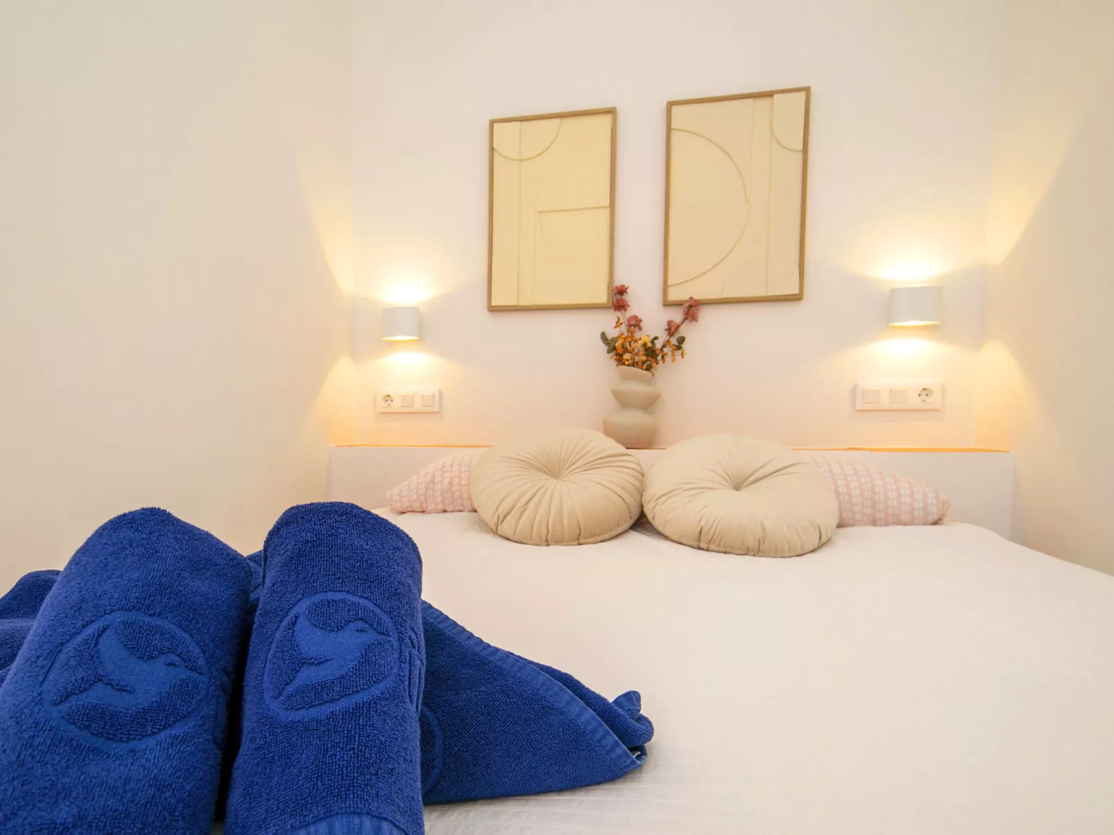 Muralla Roja - Inside