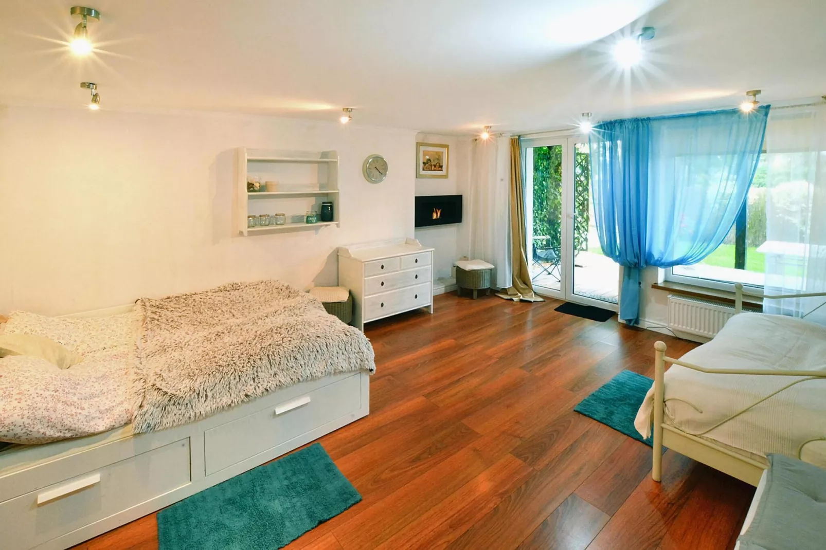 Mieszkanie wakacyjne dla 10 osób sauna w cenie Kołobrzeg-Bedroom
