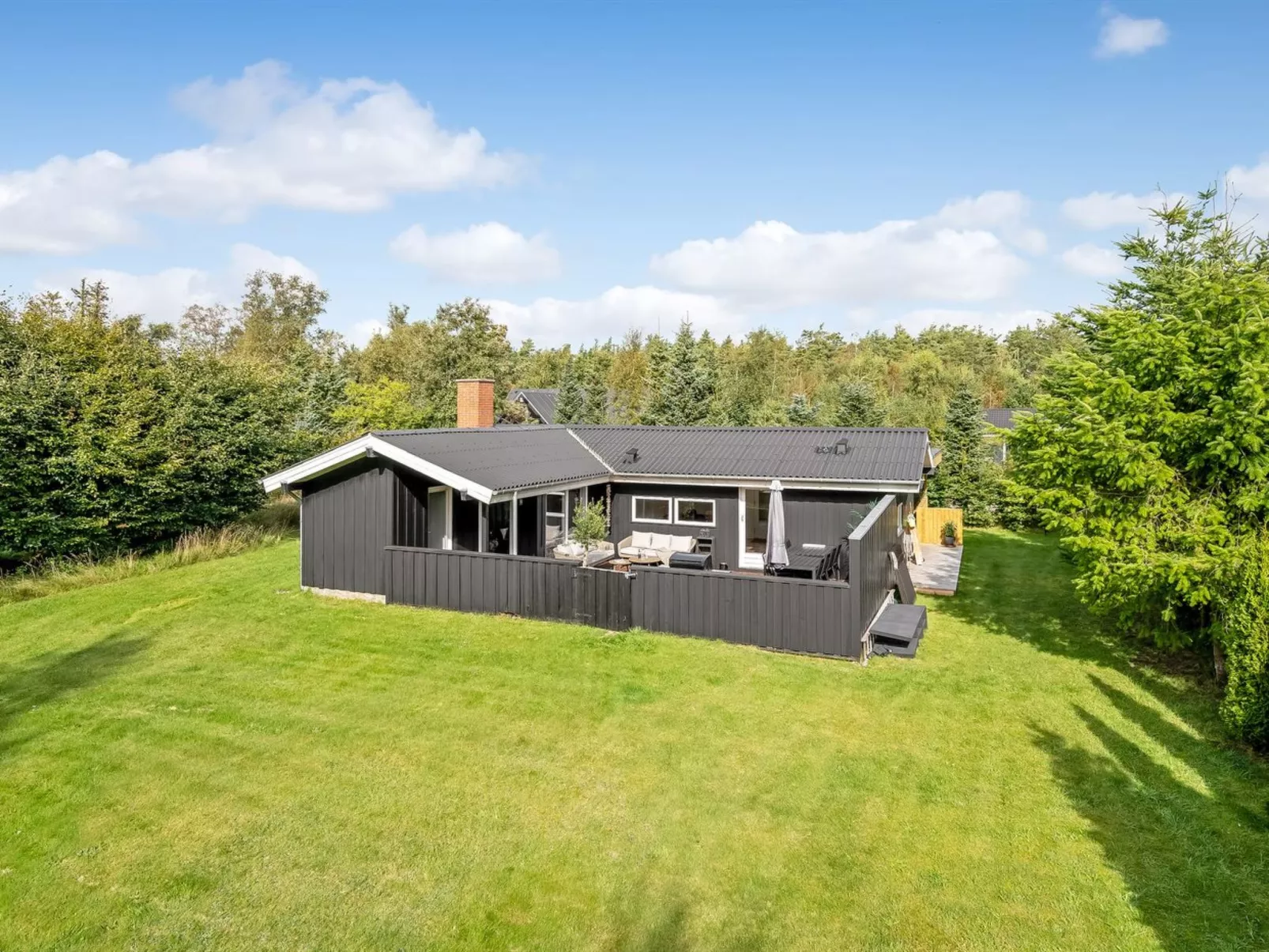 "Elnur" -  from the sea - Outside