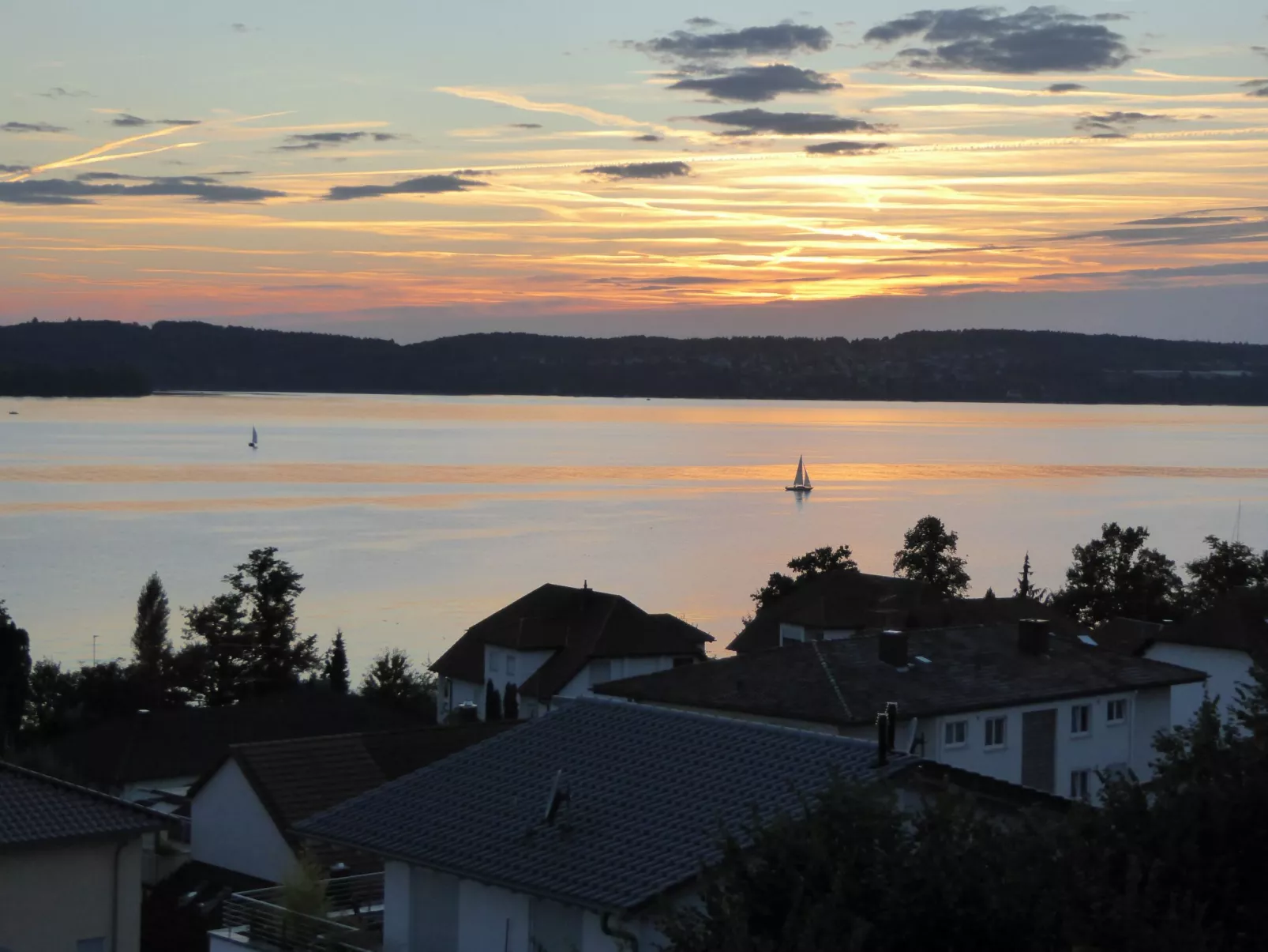 In bester Wohnlage mit traumhafter Sicht auf die Insel Mainau - Draußen