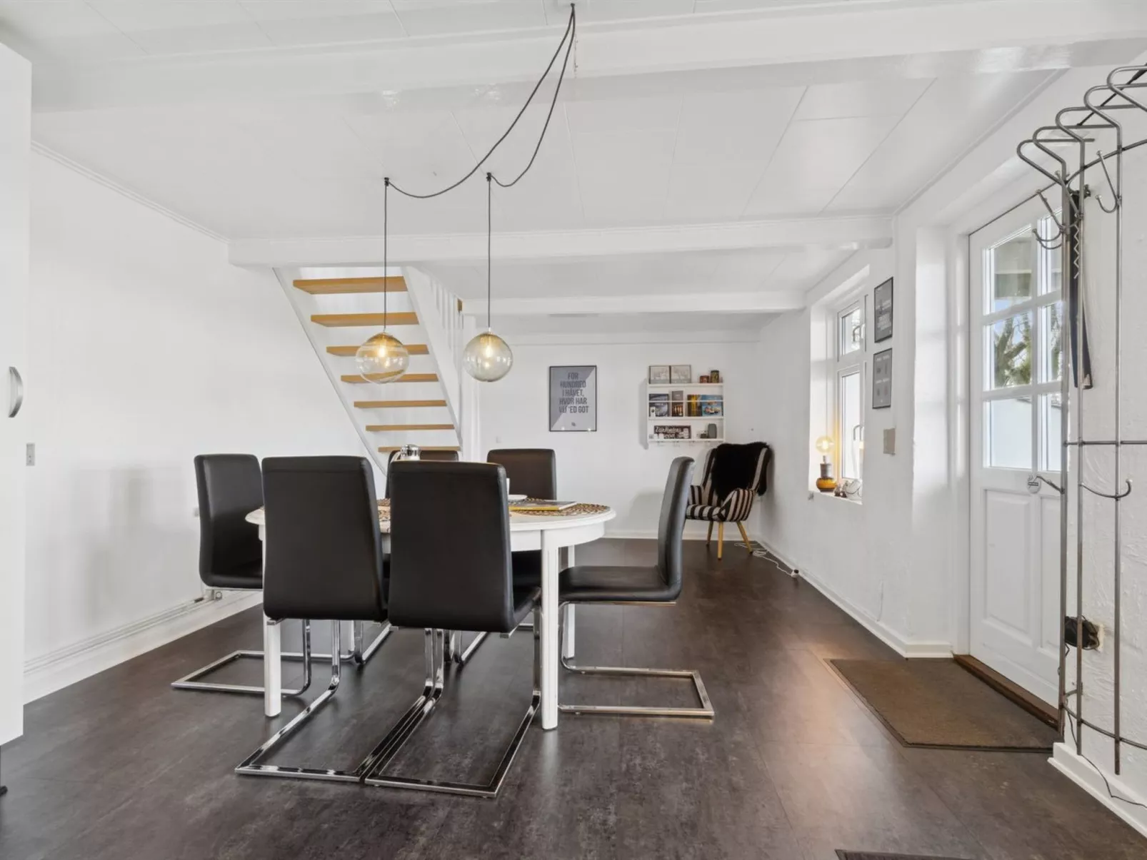 "Strandulf" - 1km from the sea - Drinnen