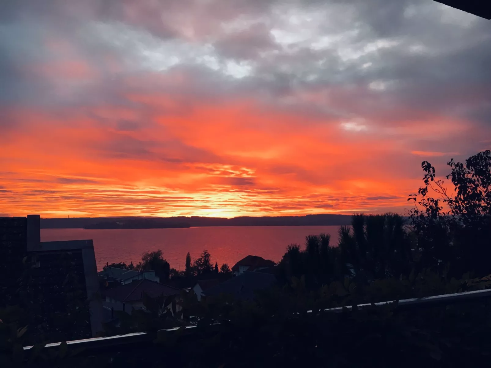 In bester Wohnlage mit traumhafter Sicht auf die Insel Mainau - Draußen