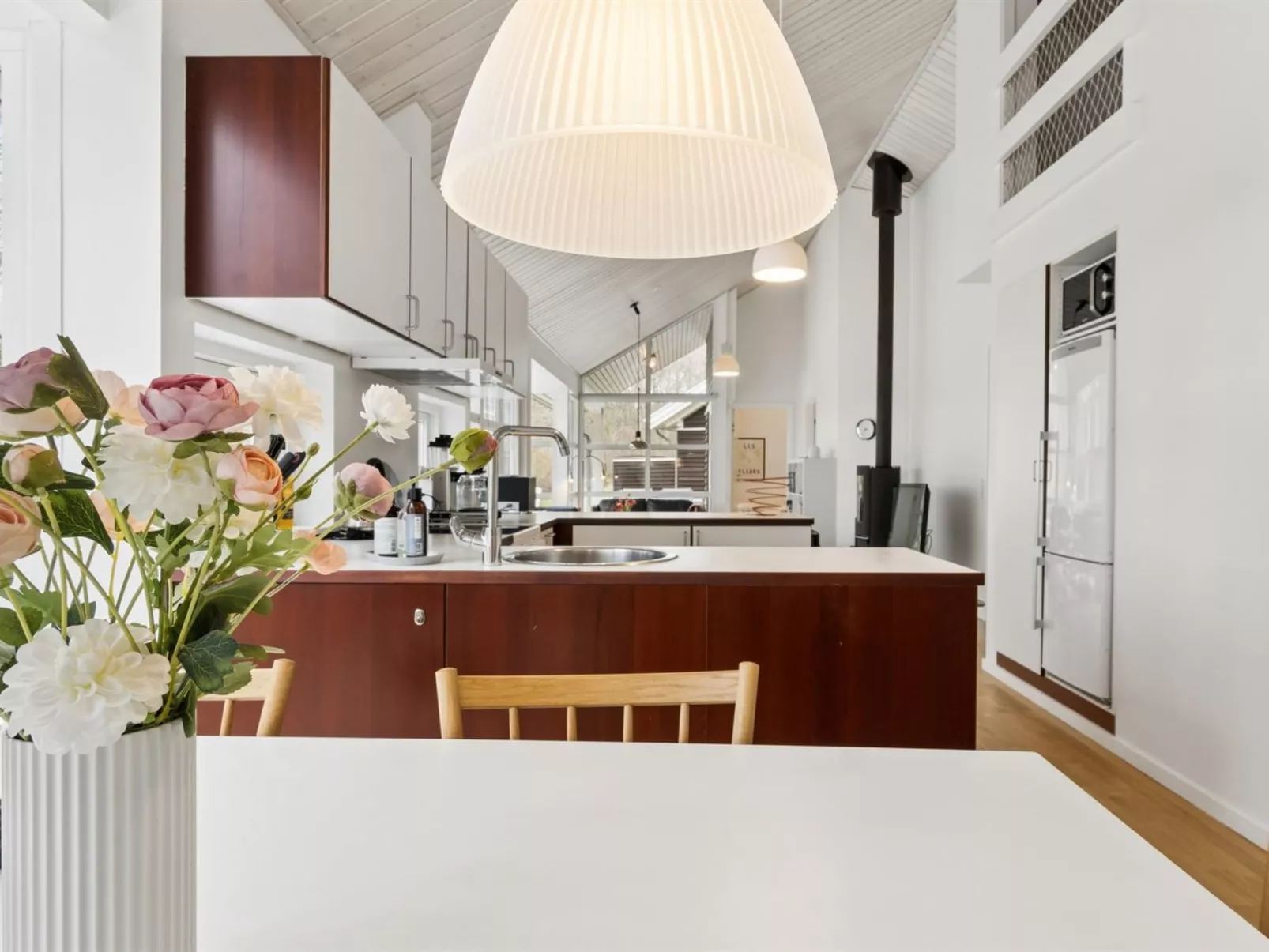 "Aarre" - 1km from the sea - Drinnen