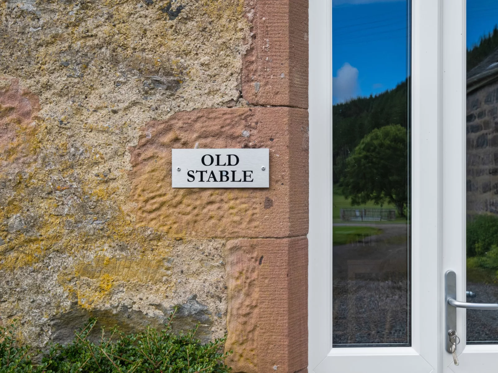 Old Stable & Dairy Combi - Draußen