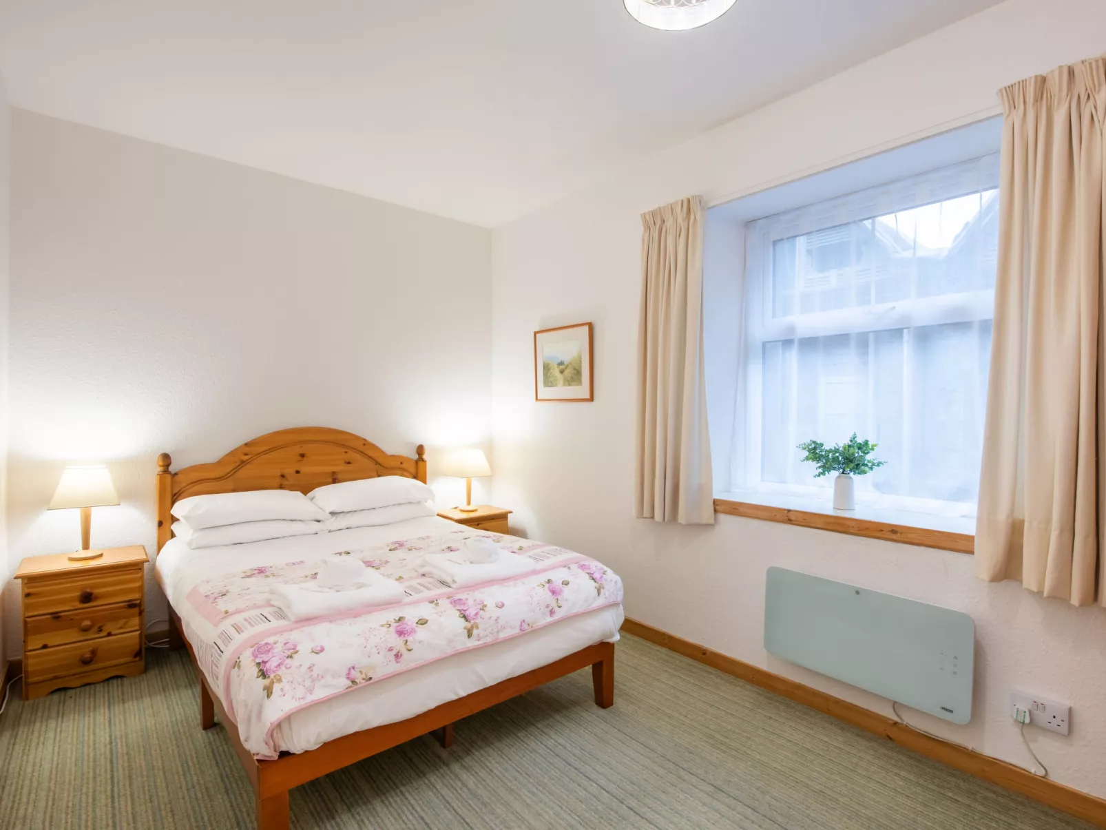 Old Stable & Dairy Combi - Drinnen