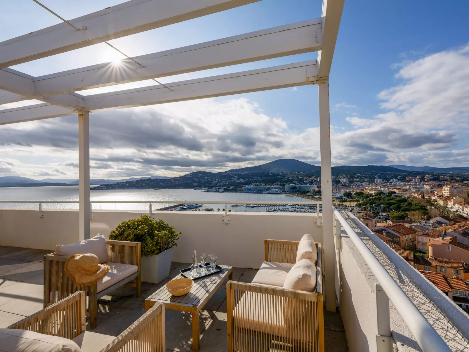 Le Palais de la Mer - Outside