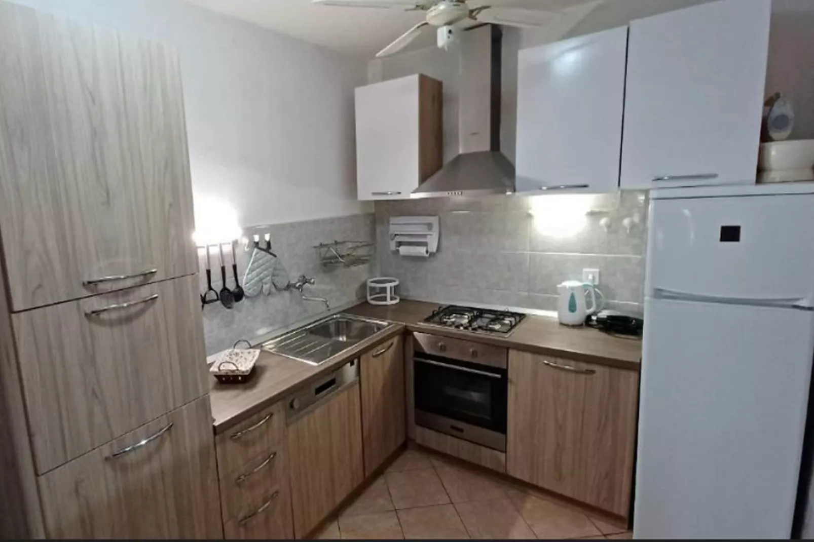 Apartments Katarina - Two Bedroom Apartment with Terrace (A1) - Küche