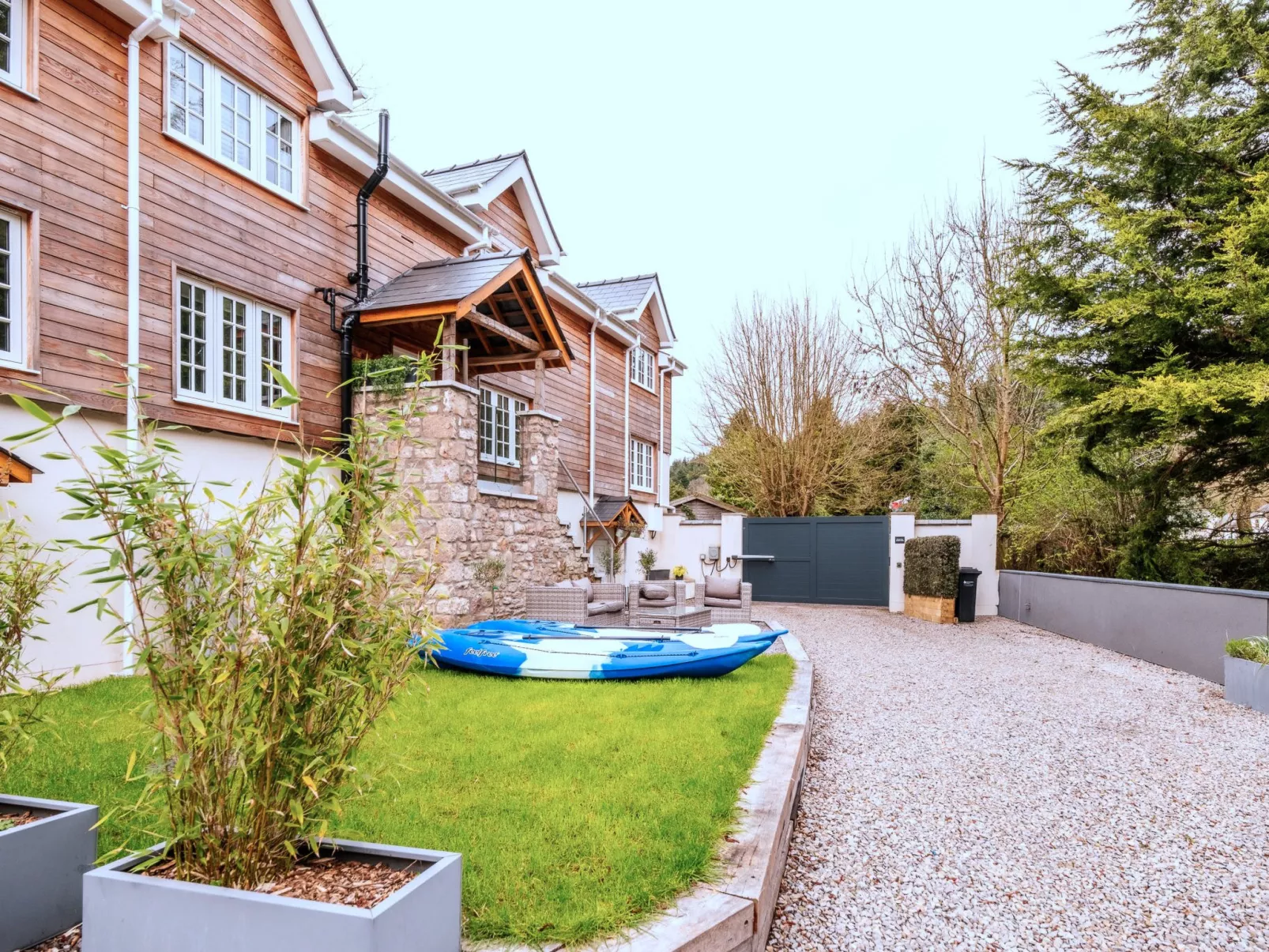 Alpine Cottage - Outside