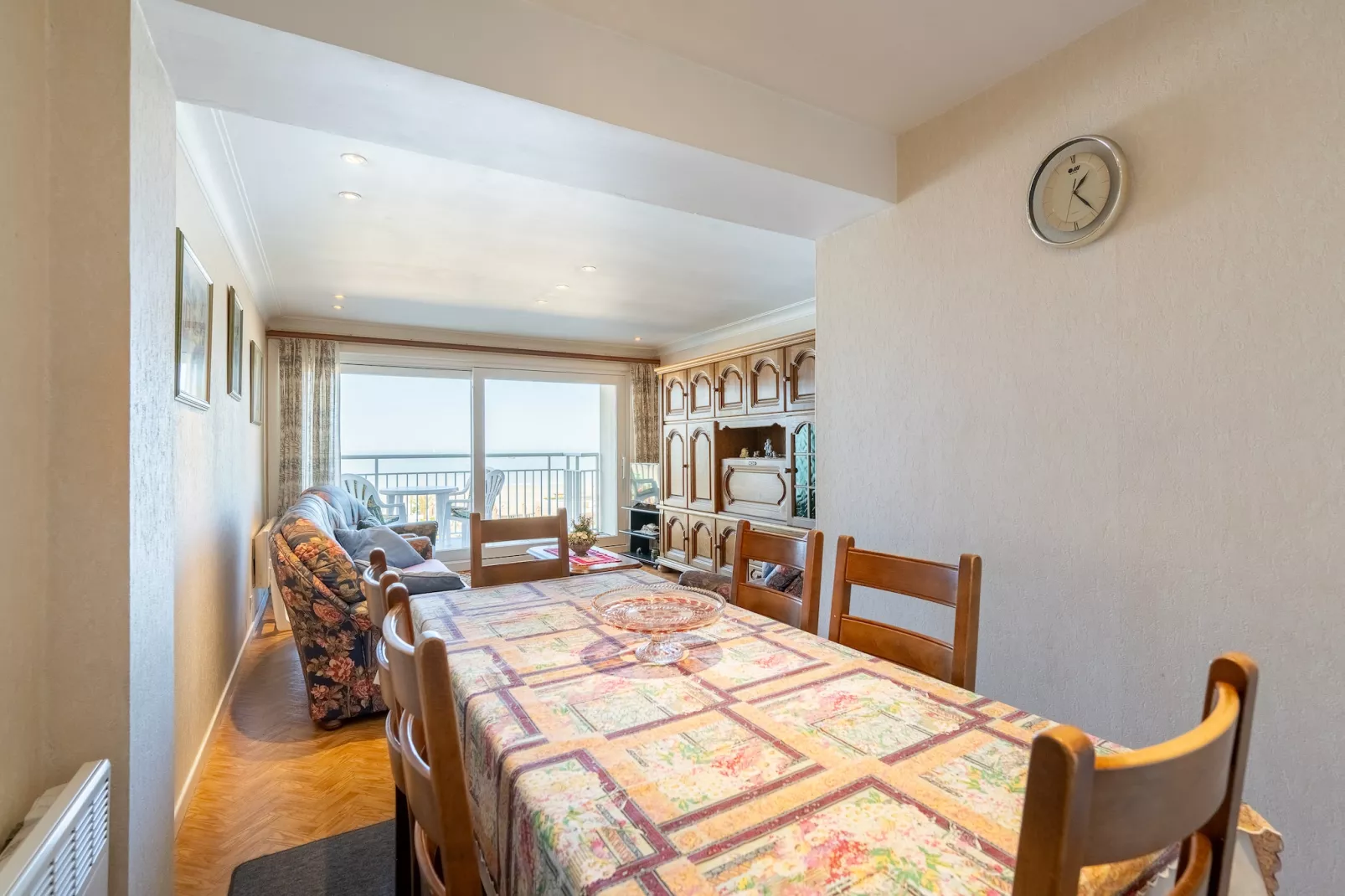 CAPRI 1 - Esszimmer