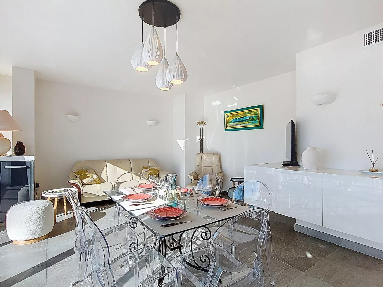 Le Palais de la Mer - Inside