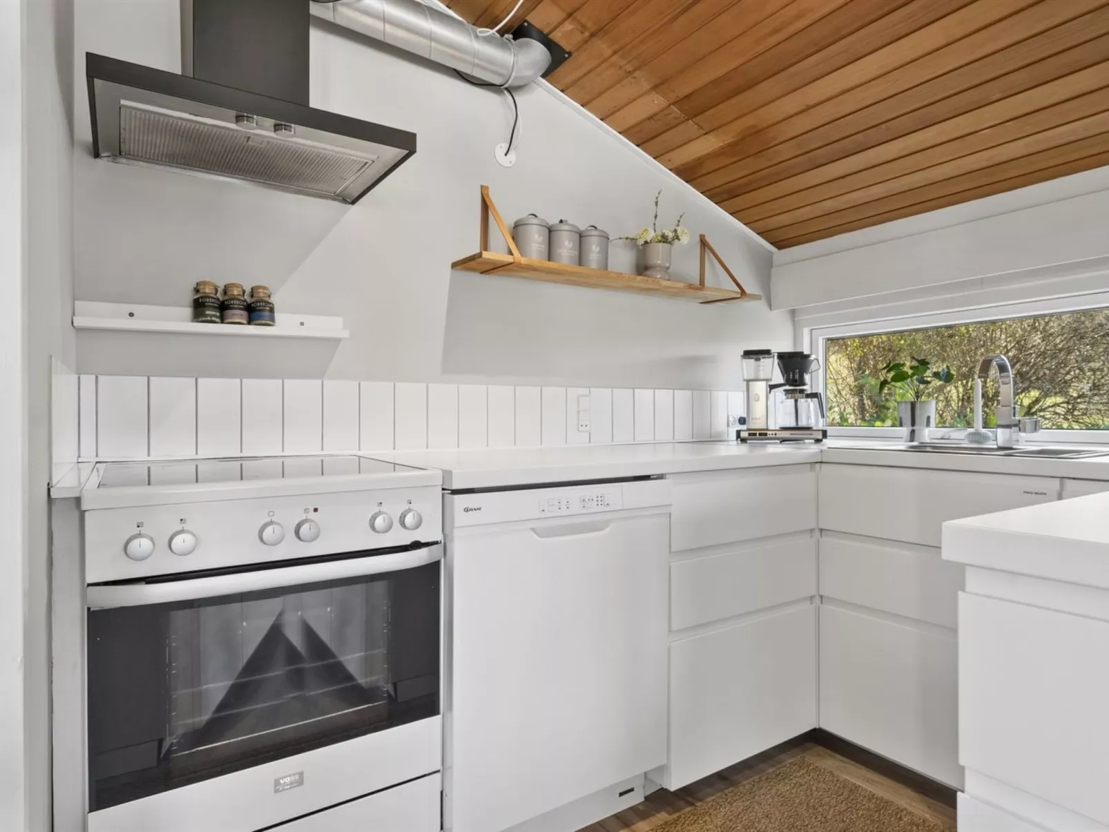 "Takenya" - 400m from the sea - Inside