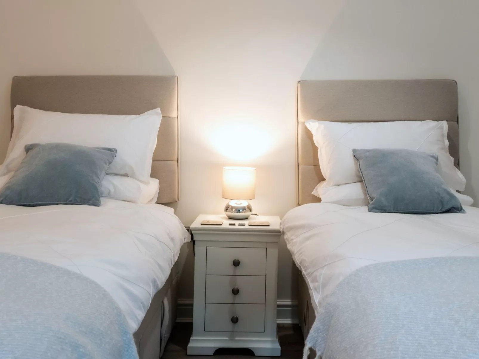 Alpine Cottage - Inside