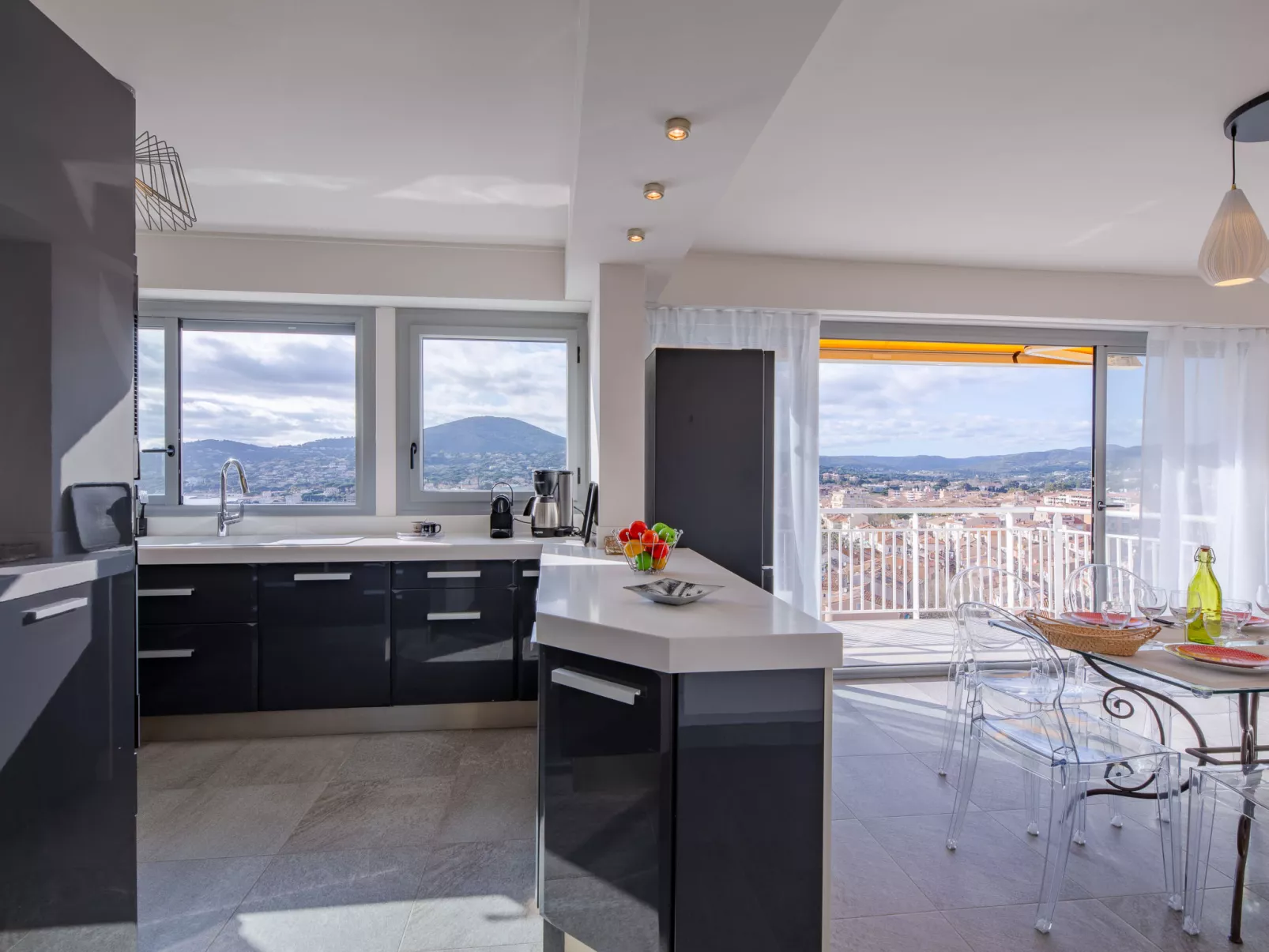 Le Palais de la Mer - Inside