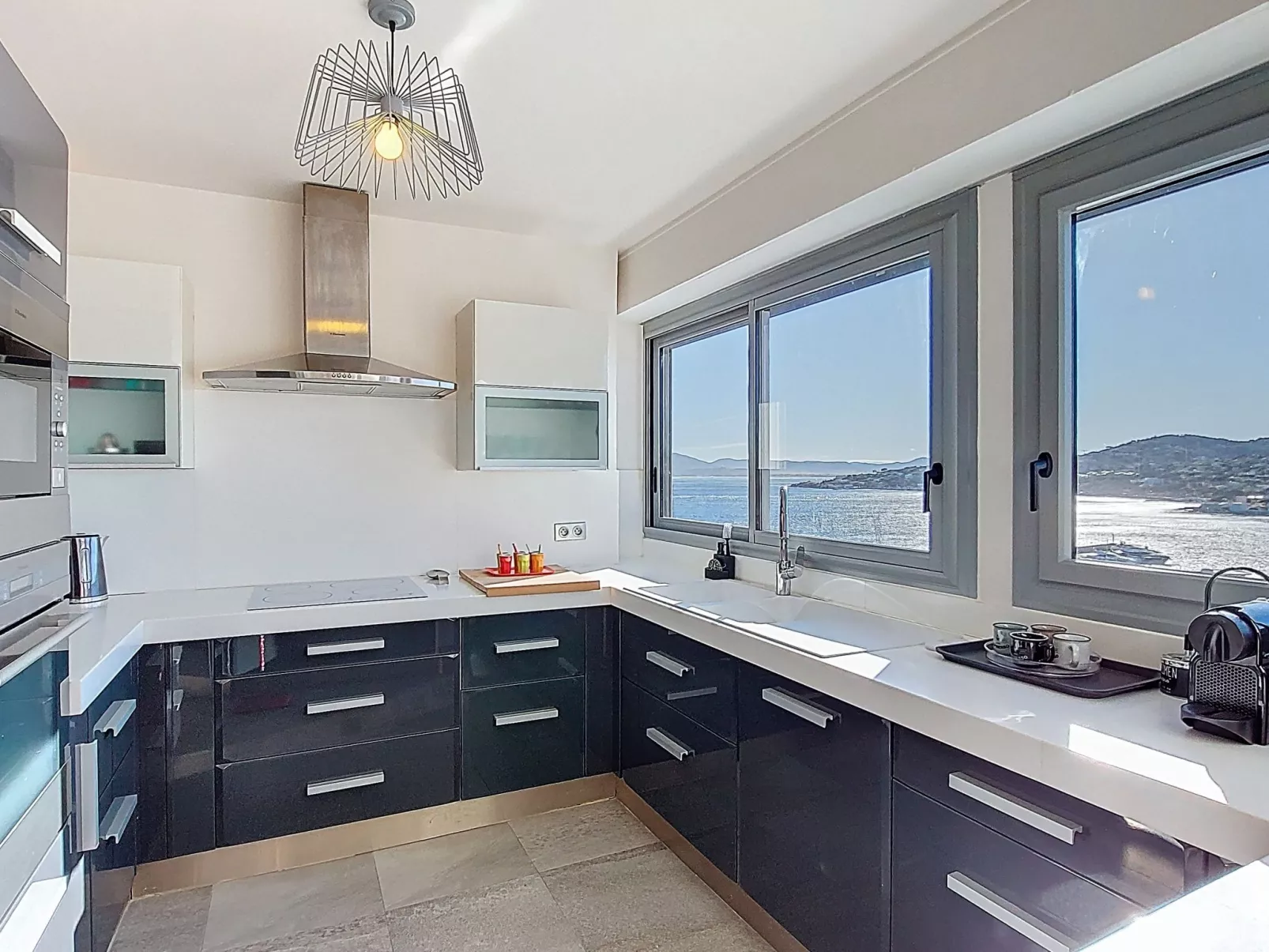 Le Palais de la Mer - Inside