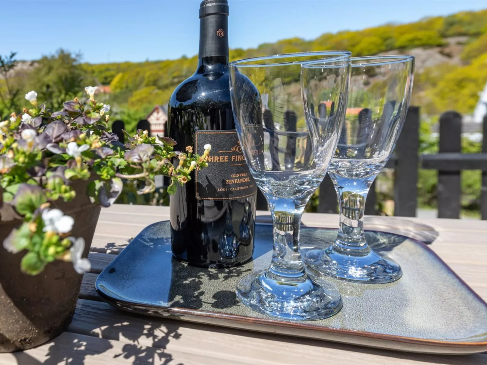 "Takenya" - 400m from the sea - Outside